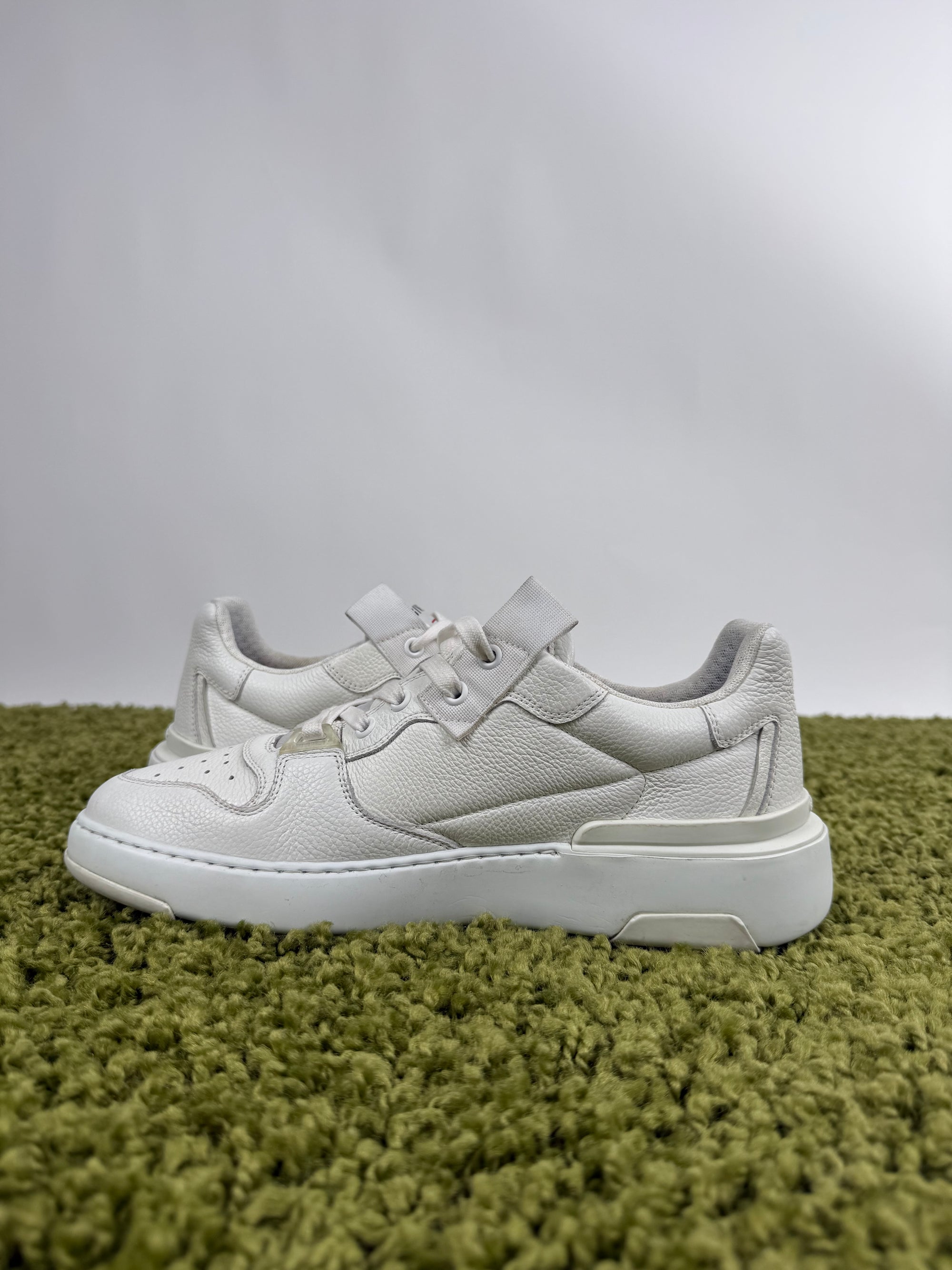 Givenchy Wing low sneaker 40