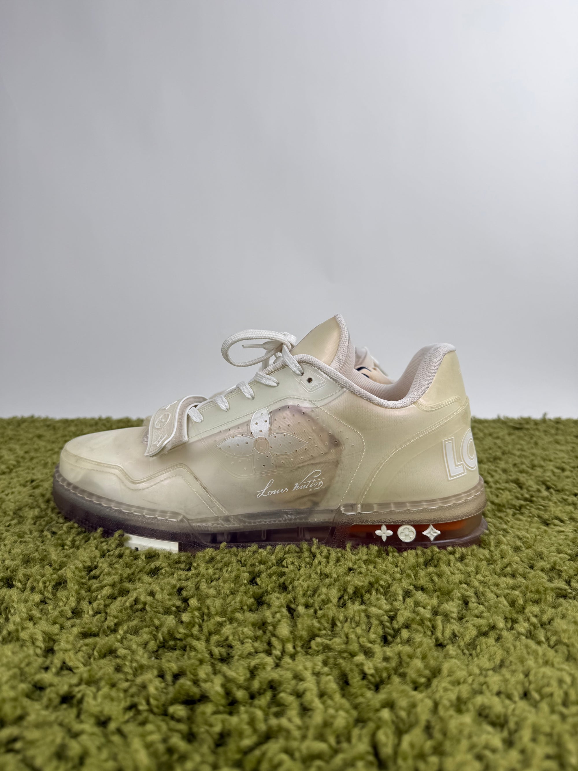 Louis Vuitton Trainer Trasparente con strappo 10