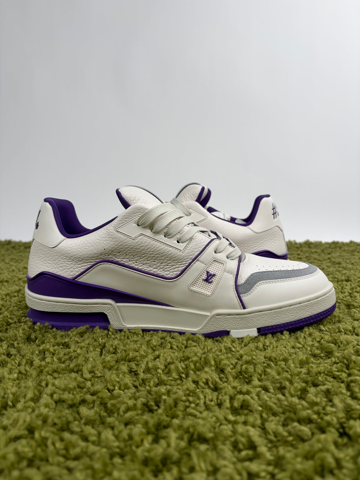 Louis Vuitton Trainer Viola 9