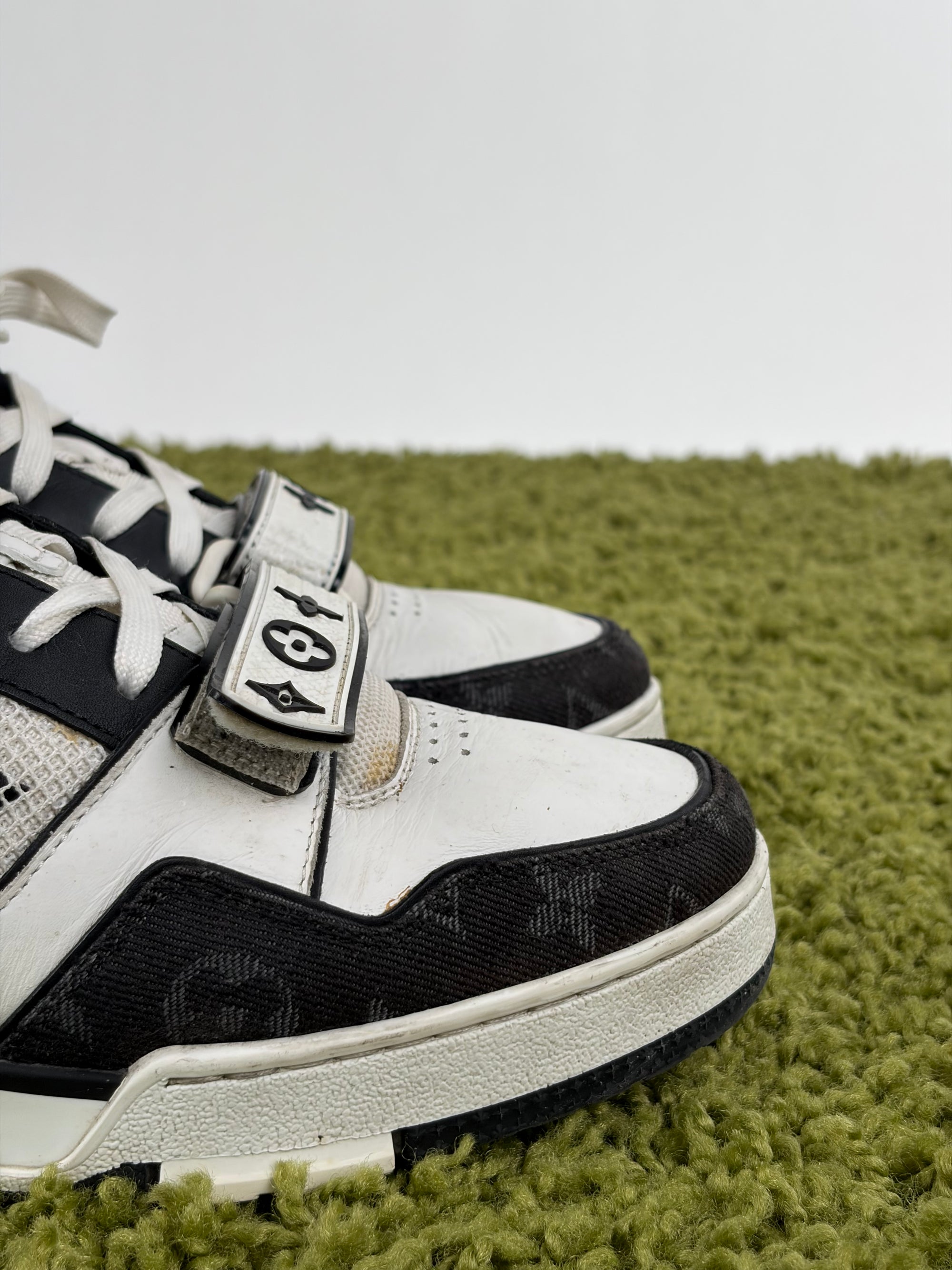 Louis vuitton Size 7=41 calza 42 nere e bianche