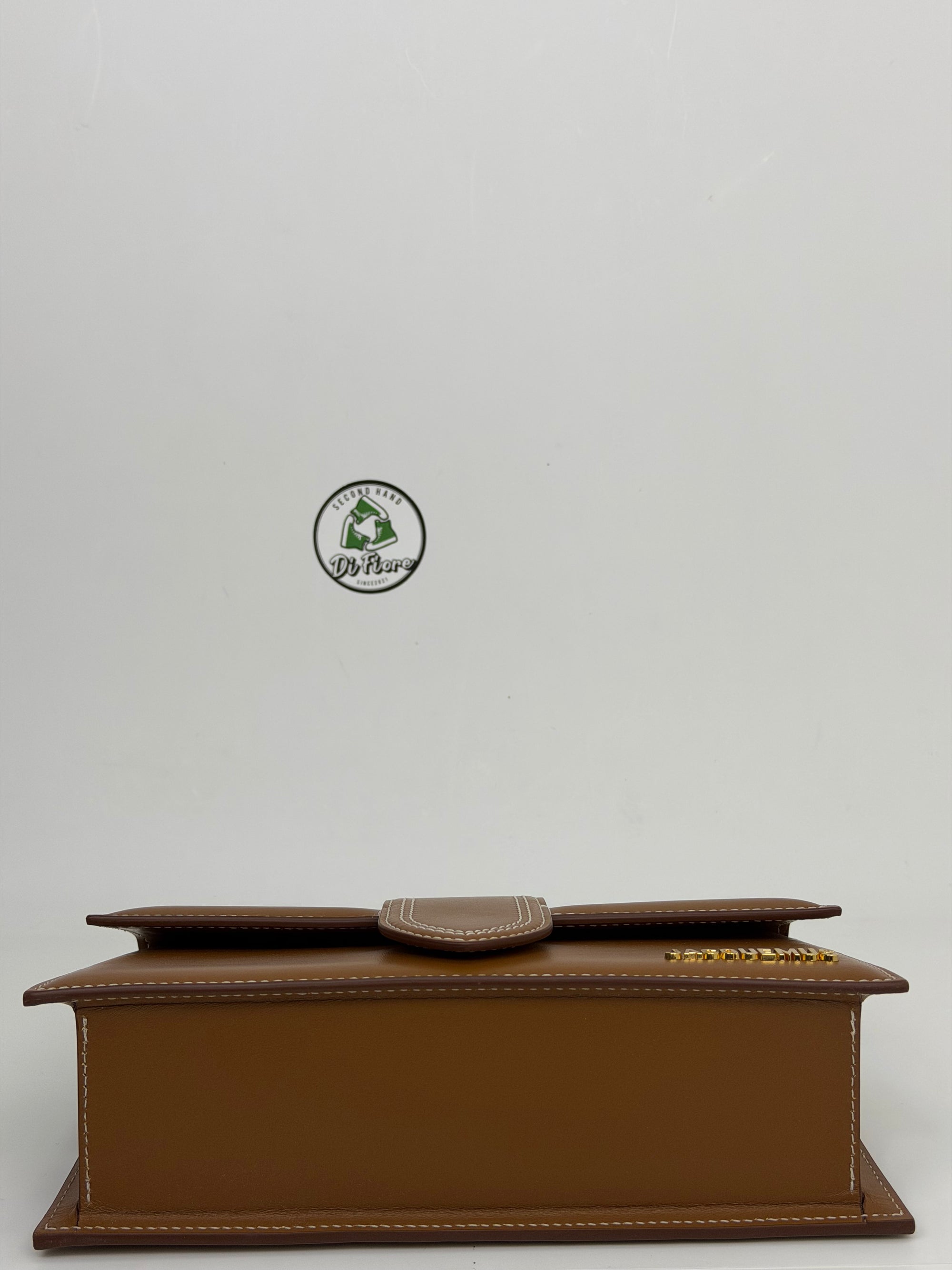 Jacquemus Grande Bambino marrone