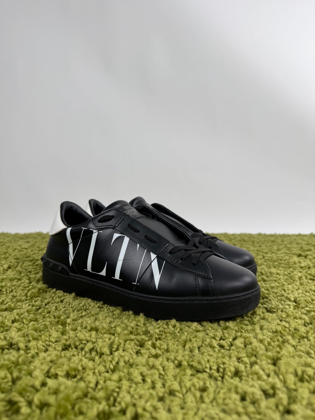 Valentino Garavani Low Sneaker 39 - Second Hand Di Fiore