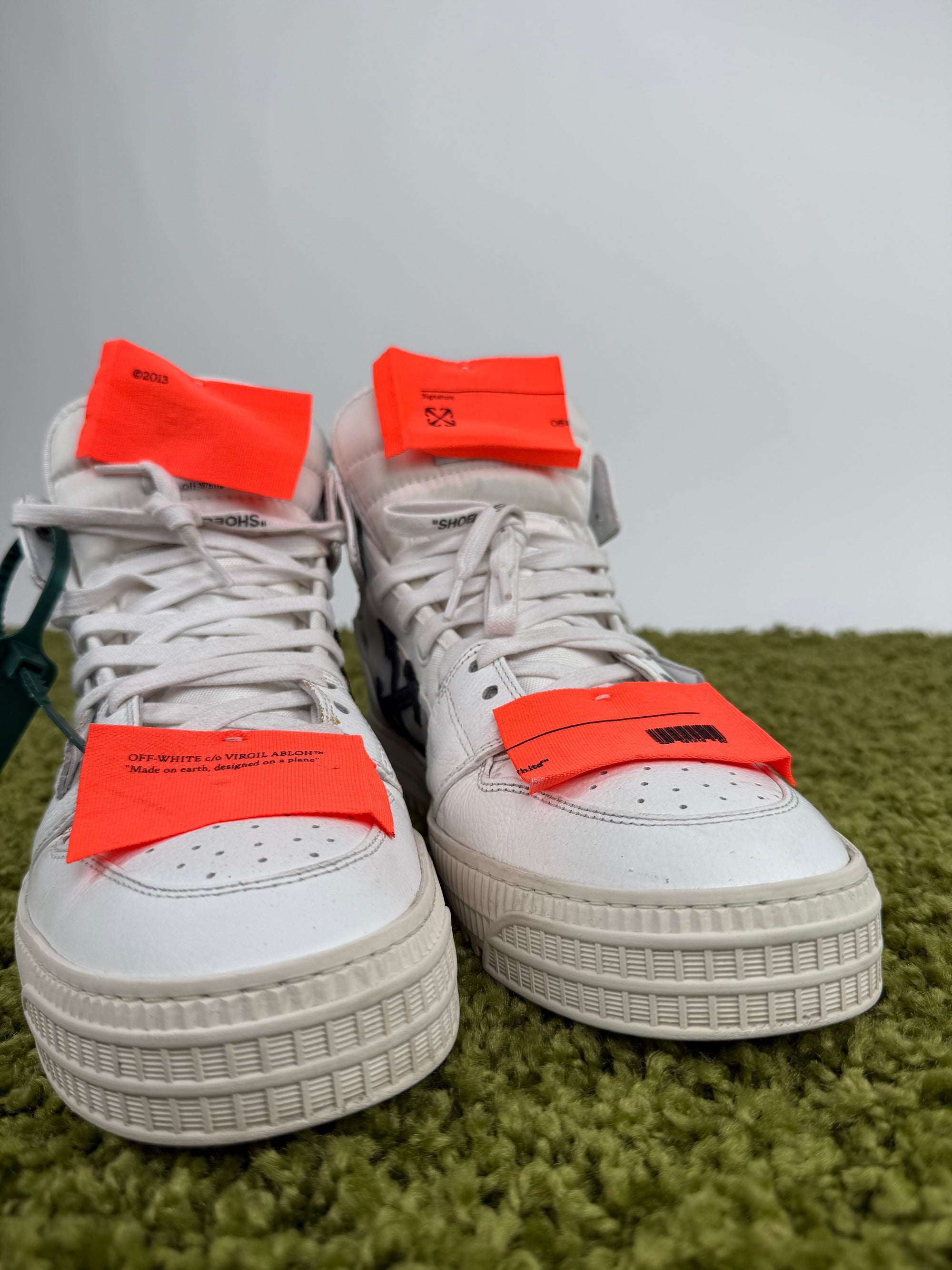 Off White High Sneaker 44