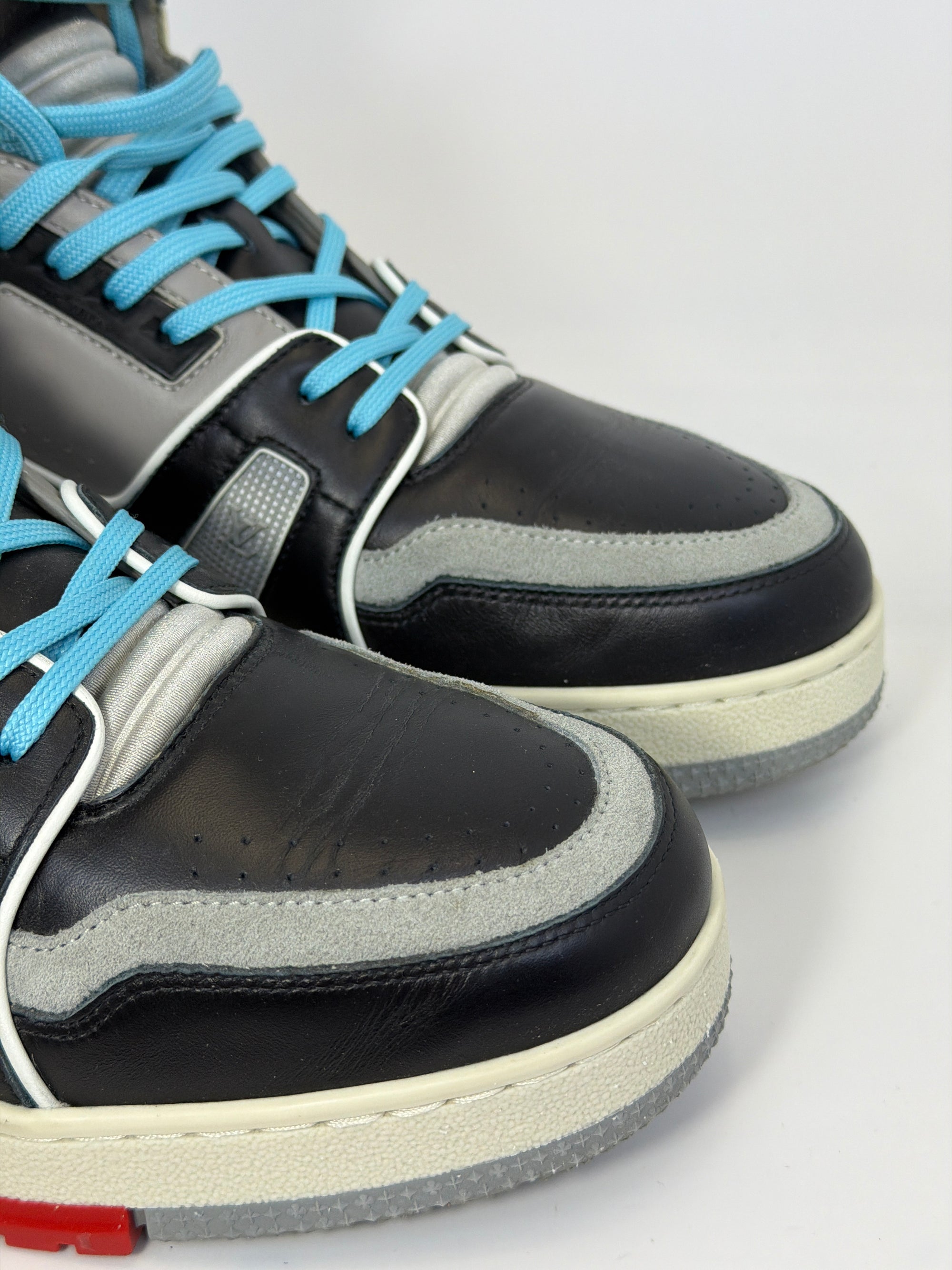 Louis Vuitton trainer high Sizs 9=43 veste 44 multicolore