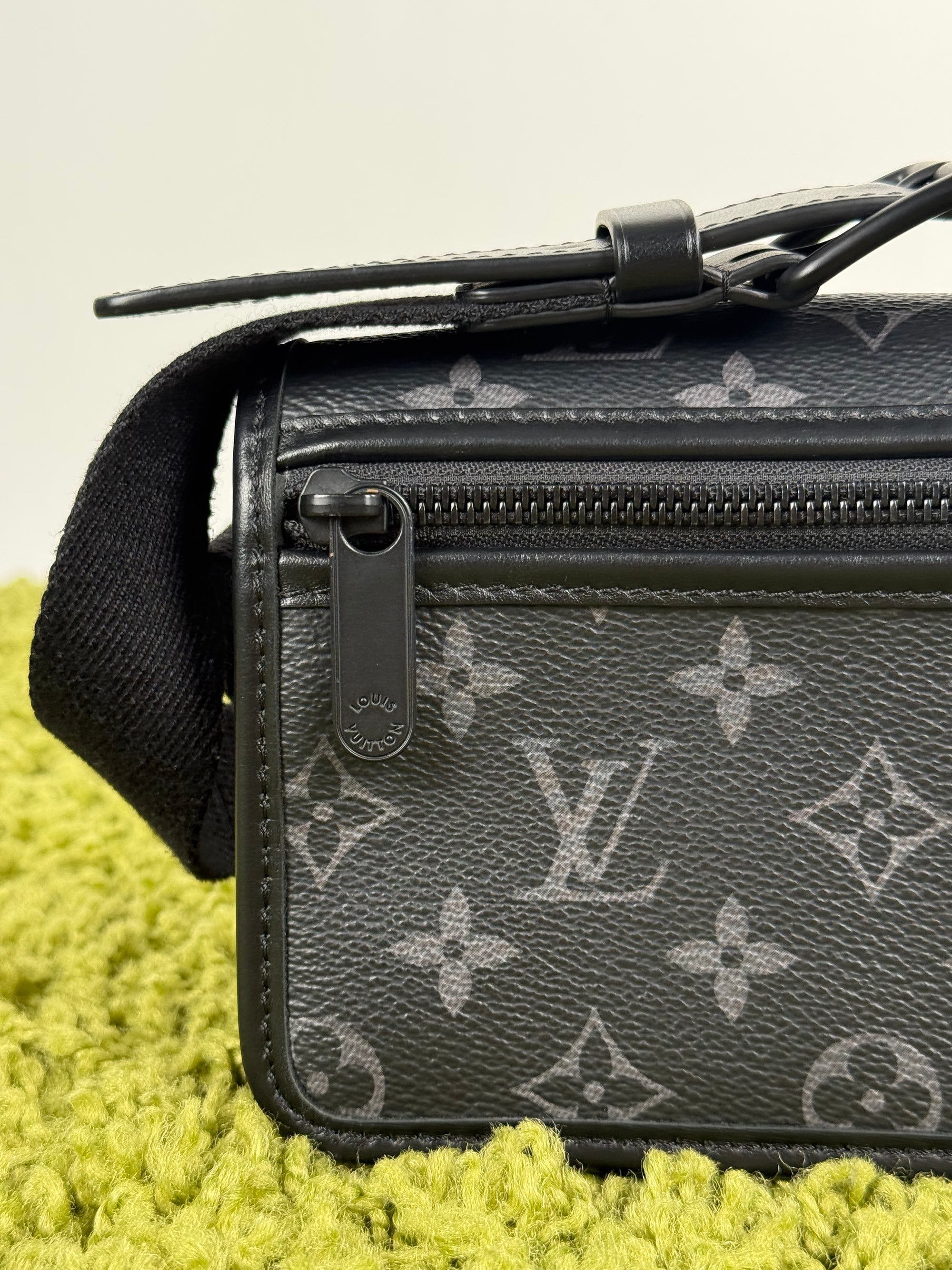 Portafoglio Indossabile Louis Vuitton Nero