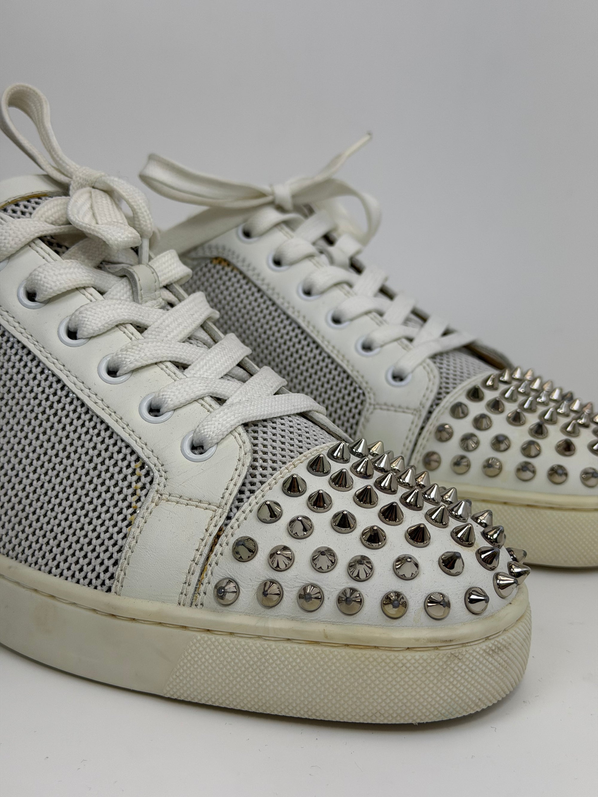 Christian Louboutin 42