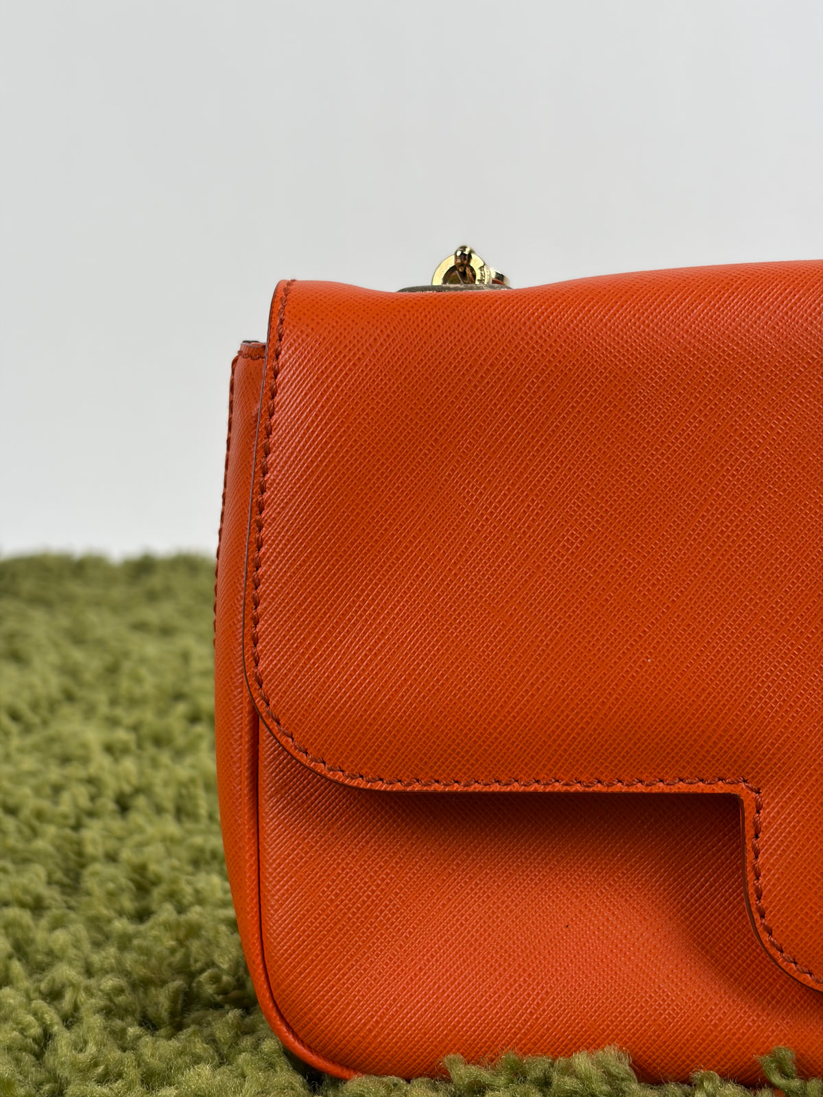 Borsa Ferragamo Gancini Chain Arancione