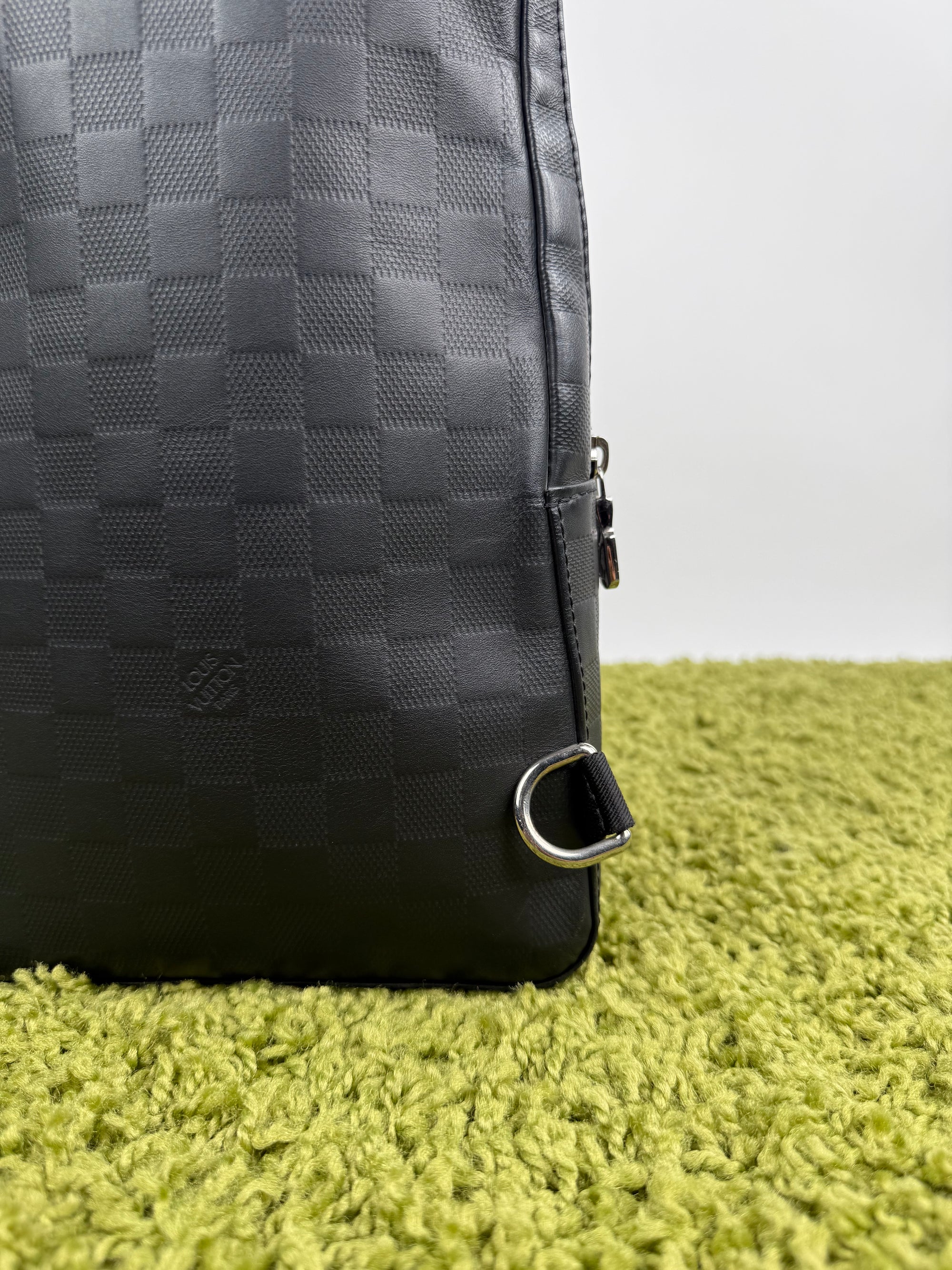 Borsa Avenue Sling Loui Vuitton