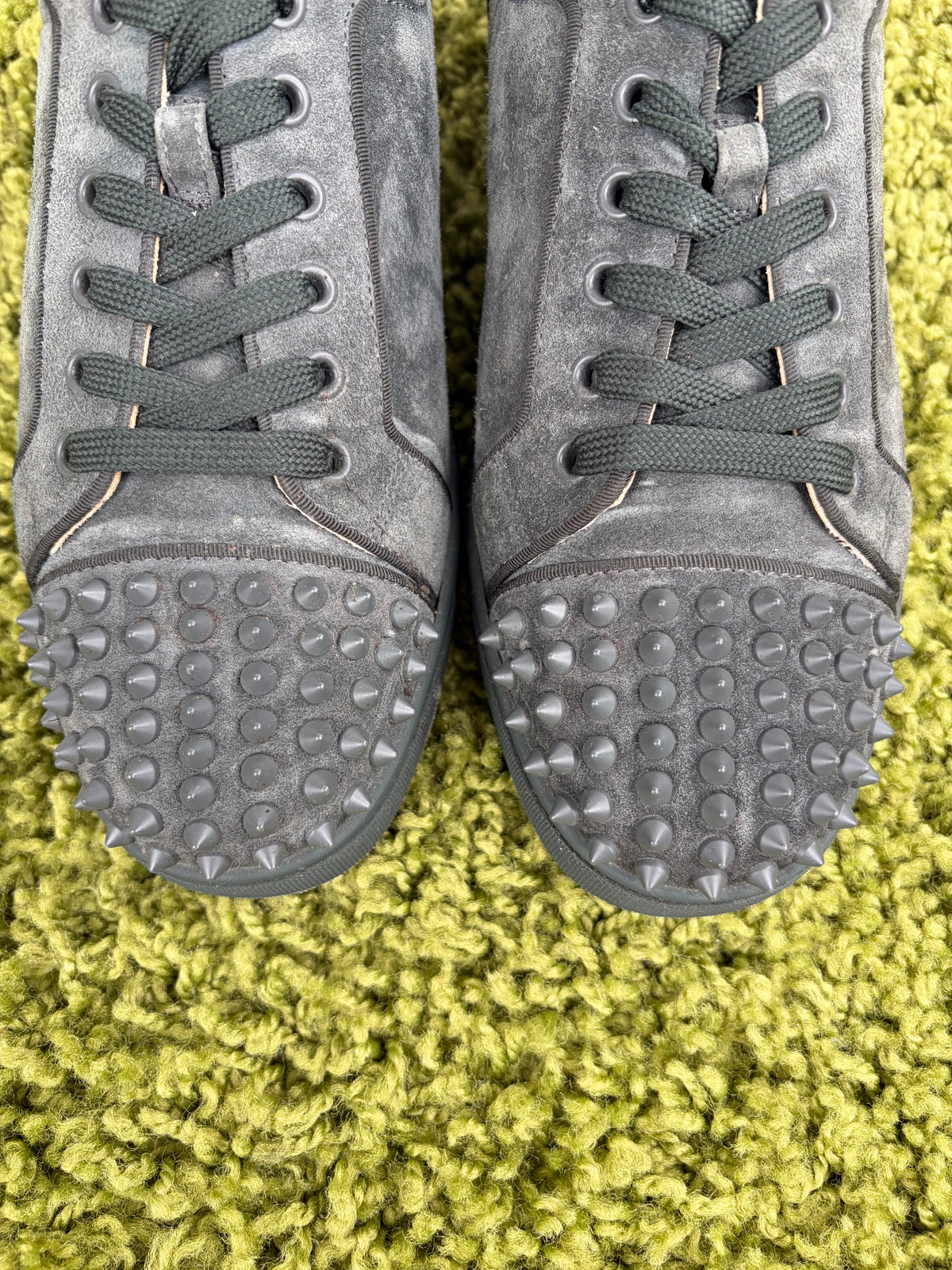 Christian Louboutin Spikes Low Verde 41
