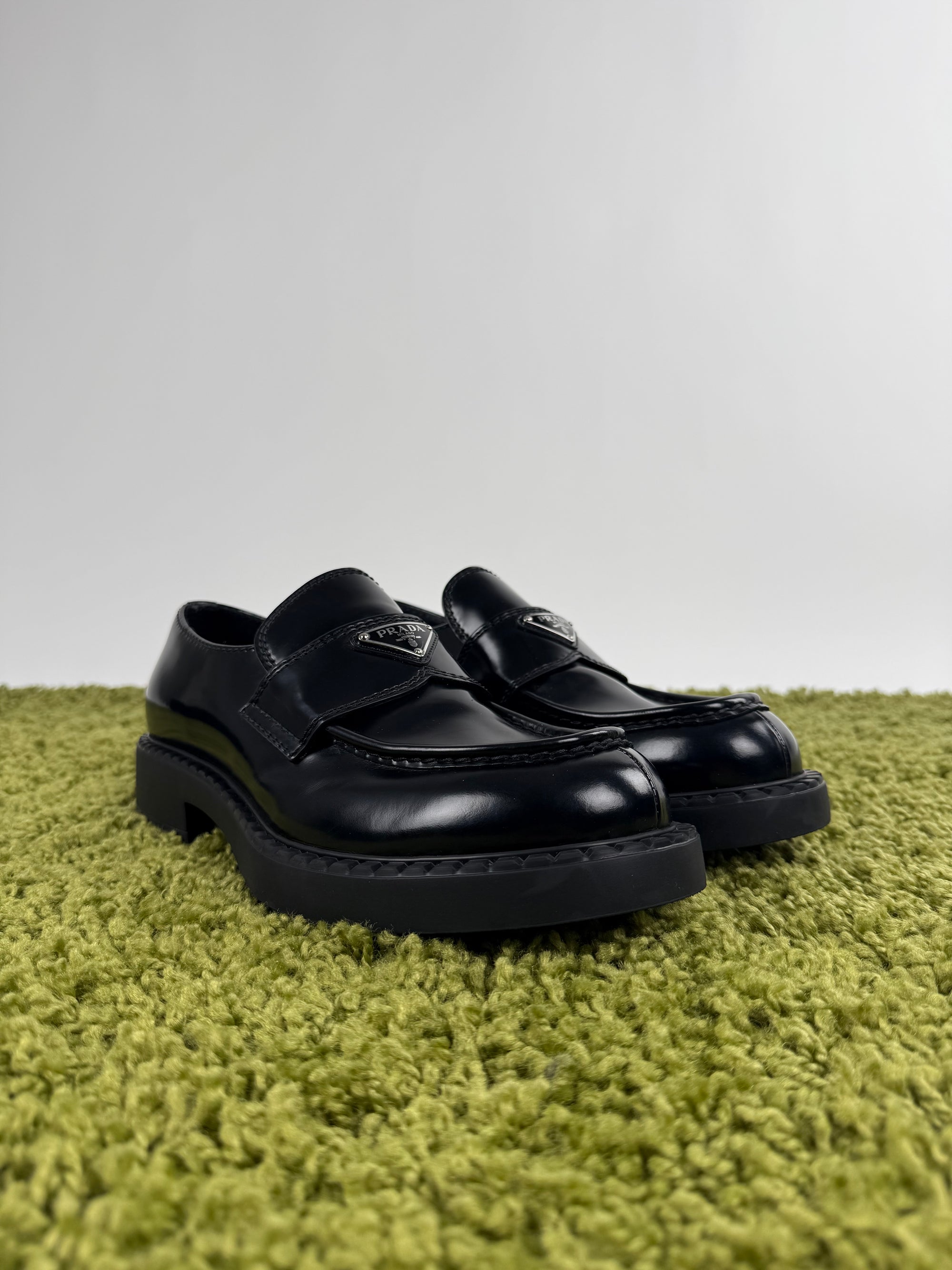 Mocassini Prada Neri 10