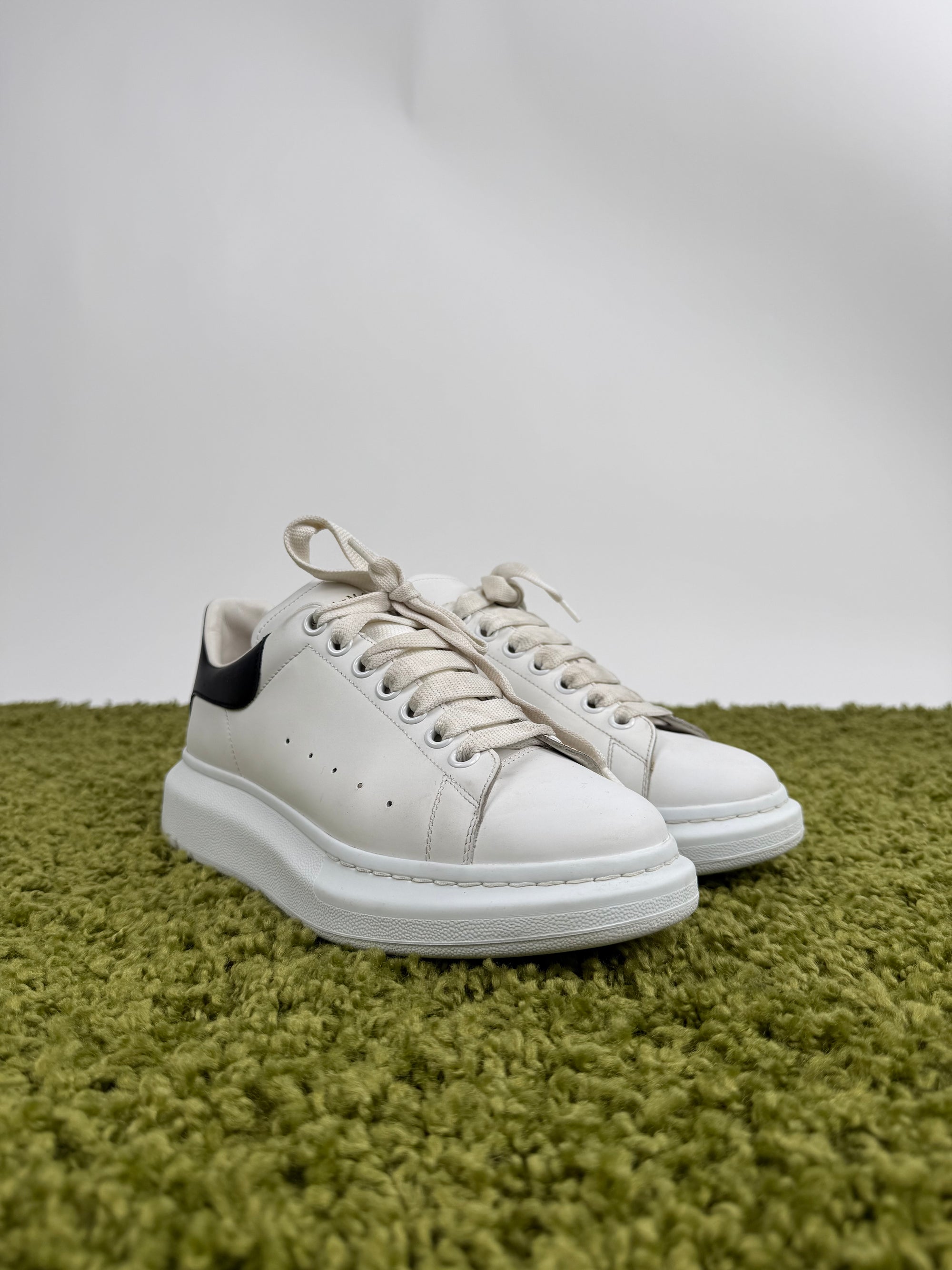 Alexander McQueen Sneaker 40.5