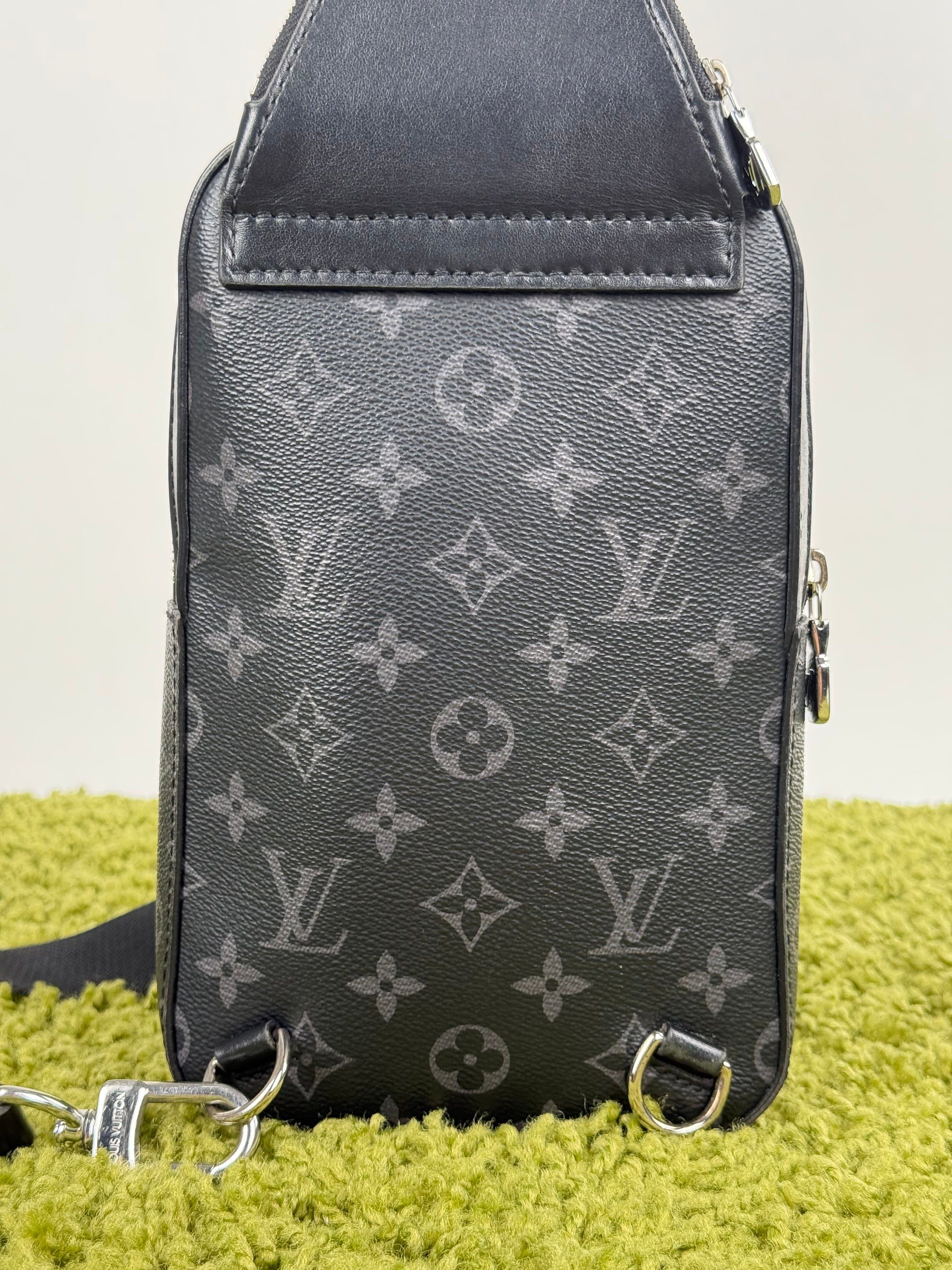 Zaino Monospalla Avenue Louis Vuitton Nero