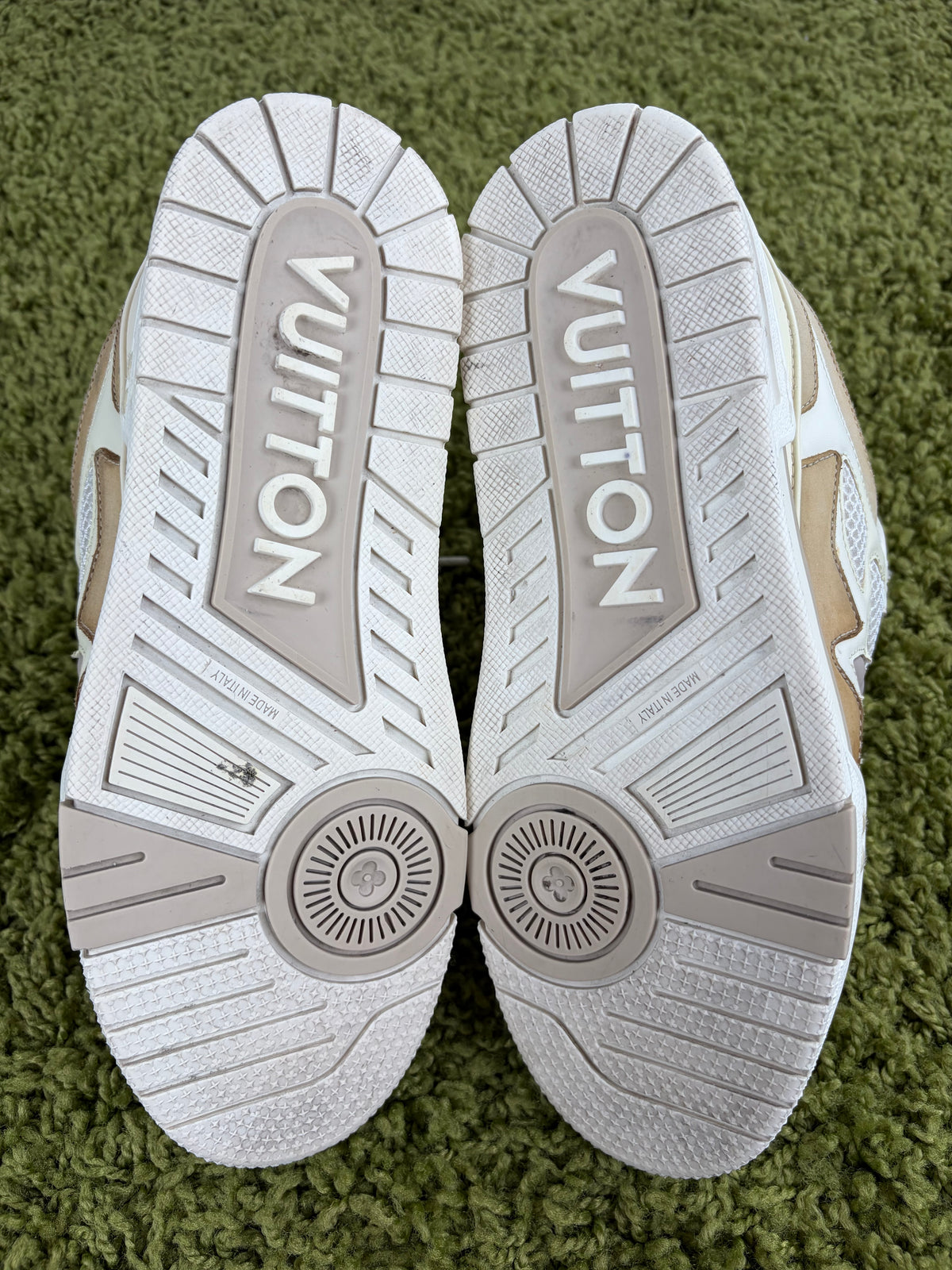 Louis Vuitton Skate Beige 6