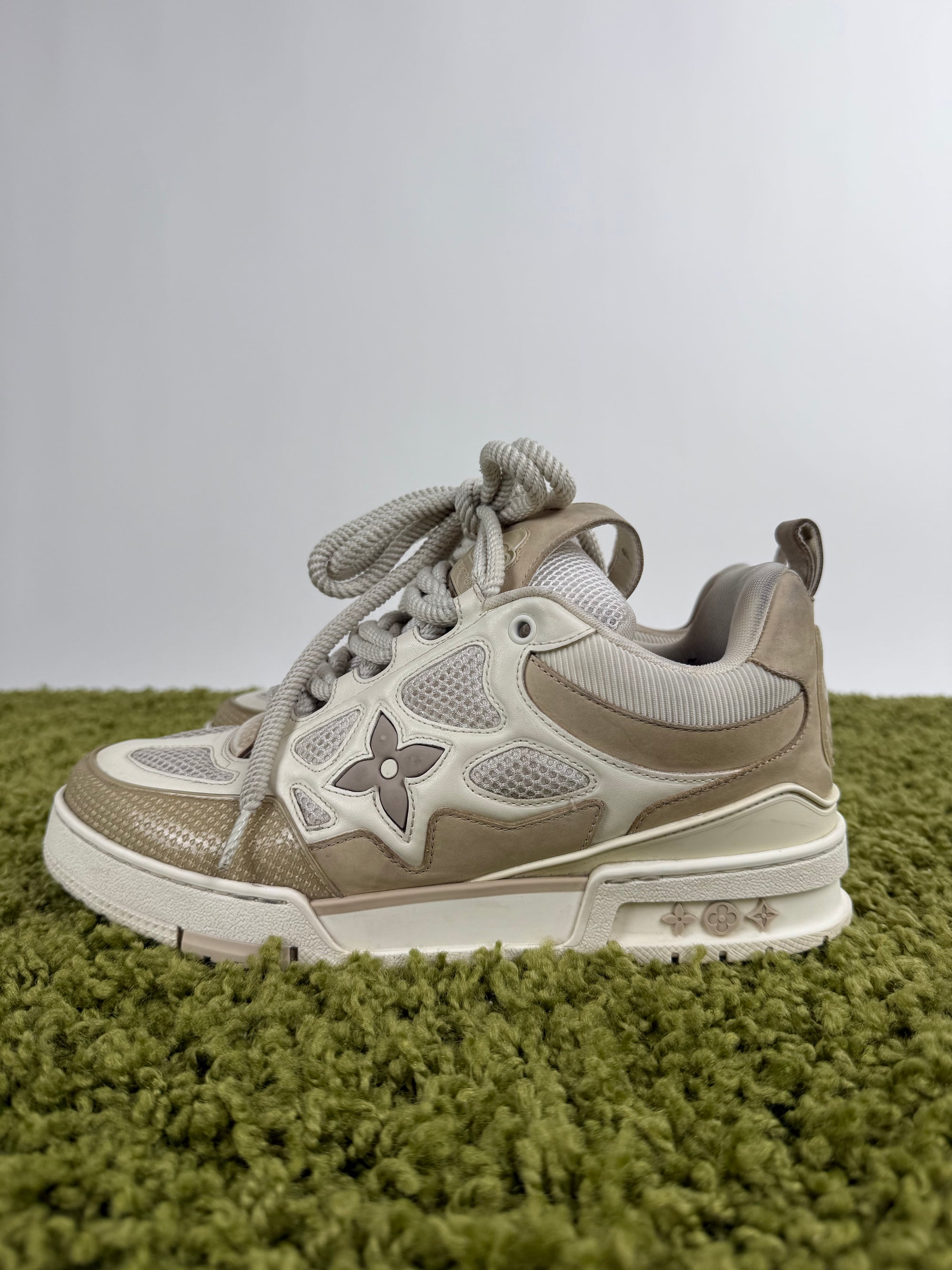 Louis Vuitton Skate Beige 7.5