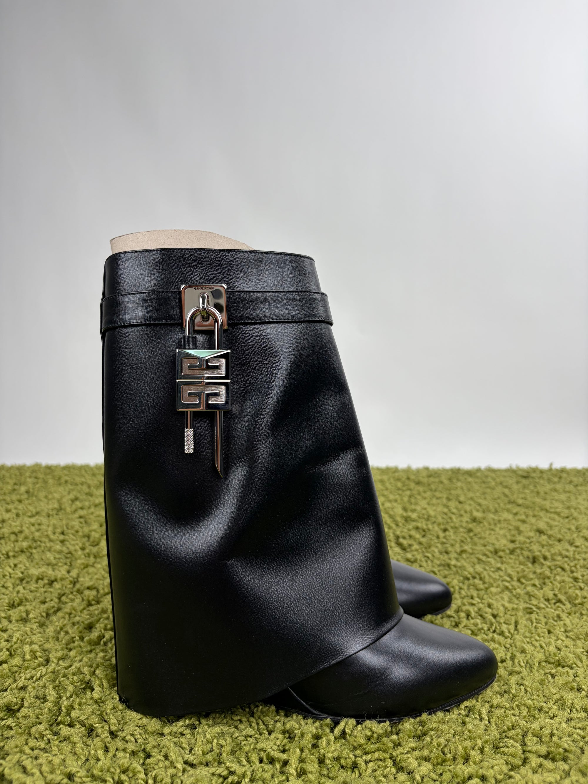 Stivali Givenchy Size 40 neri