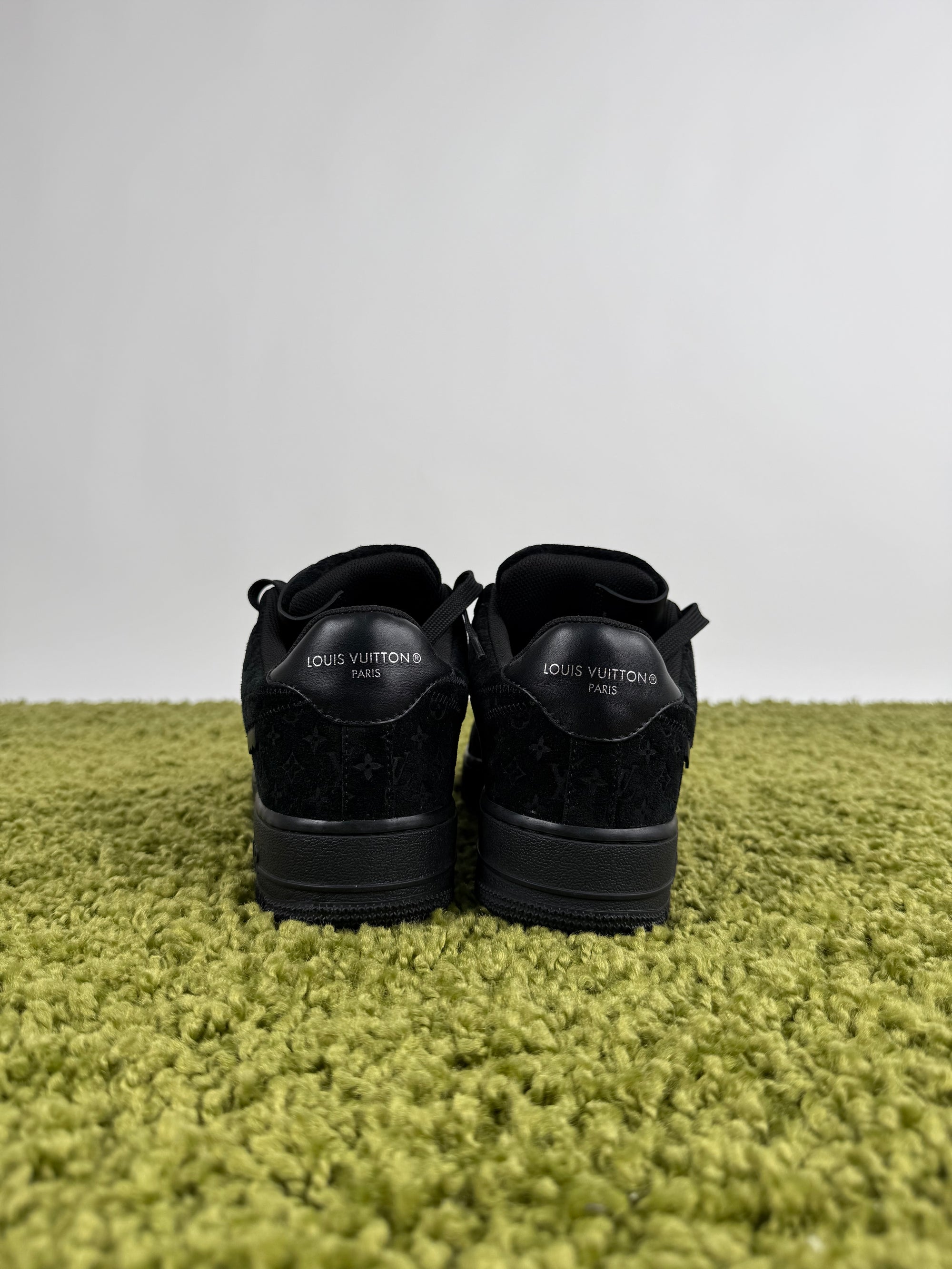 Louis Vuitton x Nike air force 1 40,5