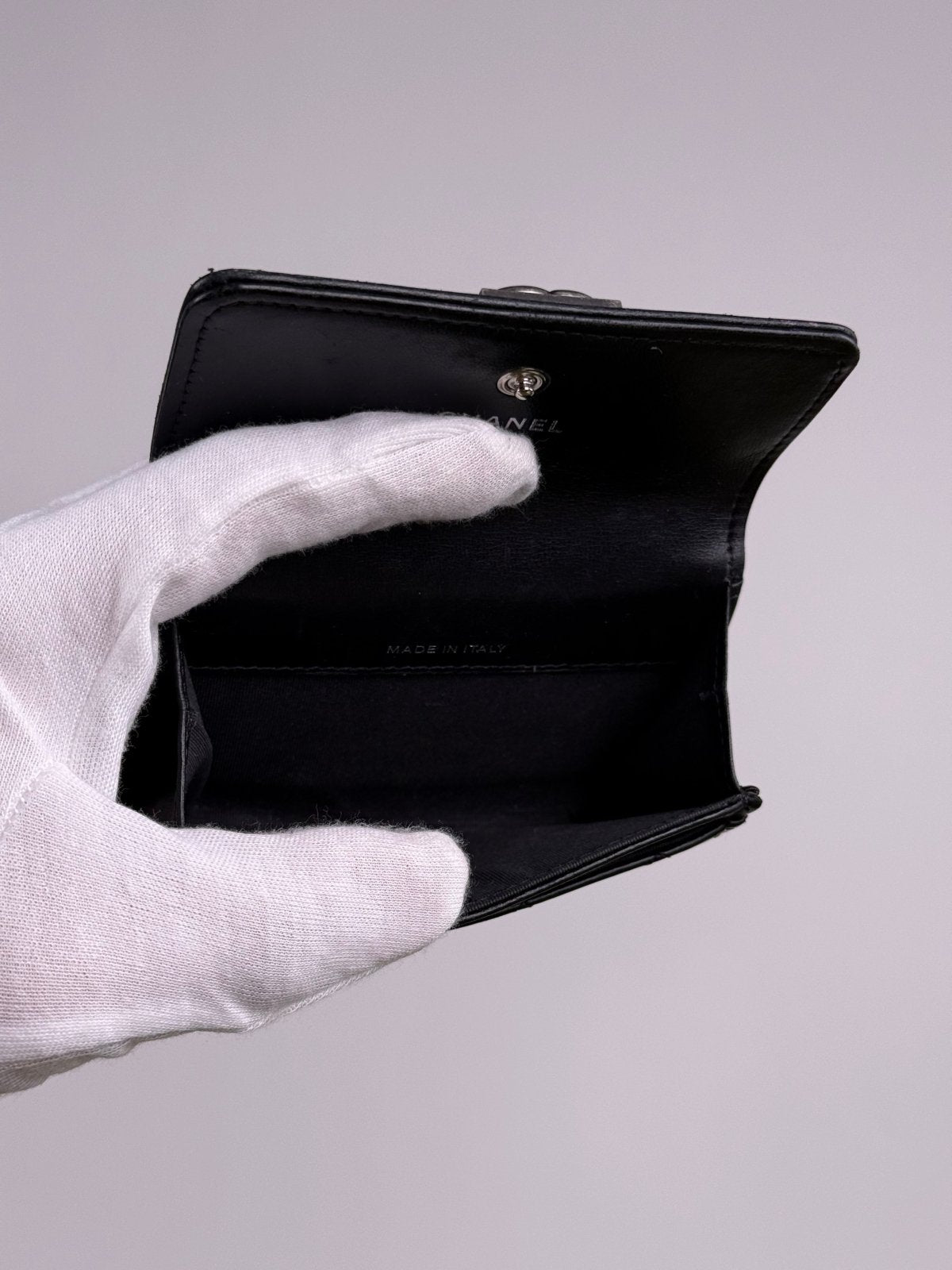 Portacarte à Rabat Boy Chanel Nero - Second Hand Di Fiore