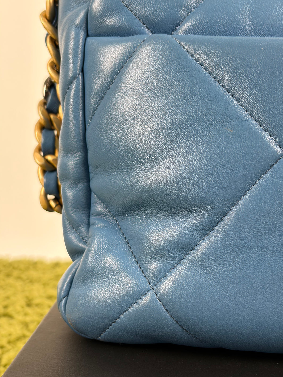 Borsa Chanel 19 Trapuntata in Pelle Azzurra