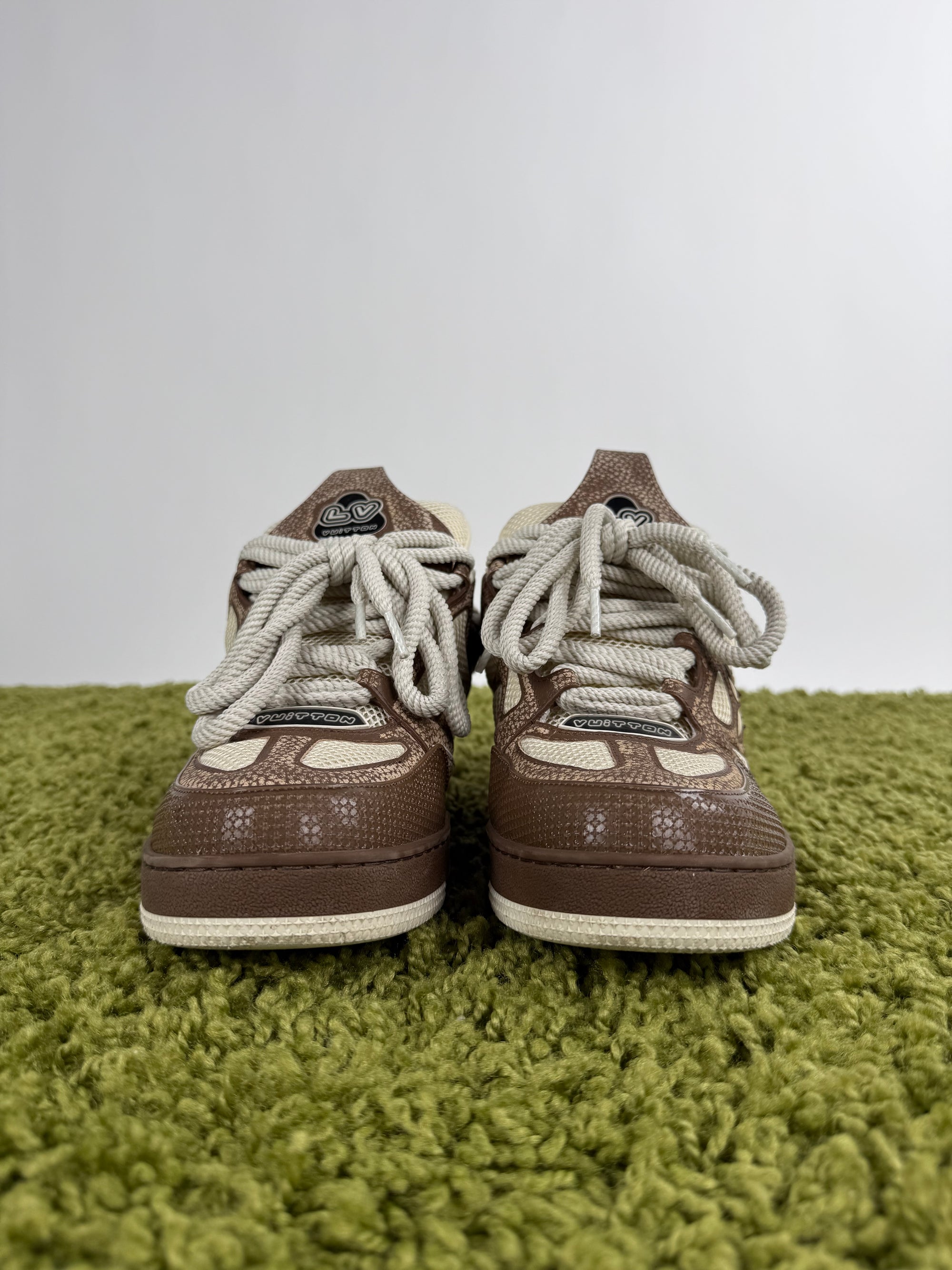 Louis Vuitton Skate Marrone 10