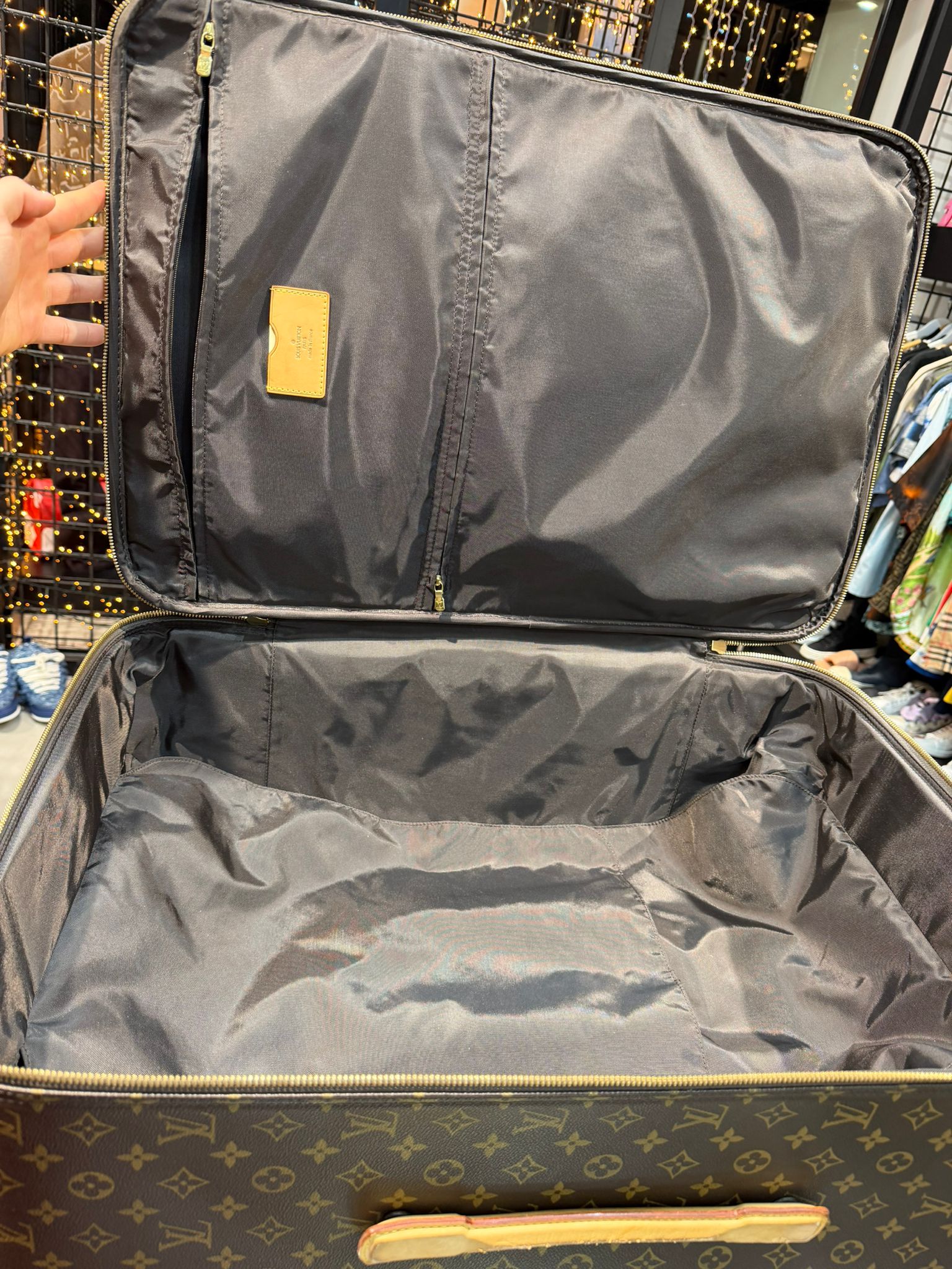 valigia Louis Vuitton monogram Lv in canvas marrone