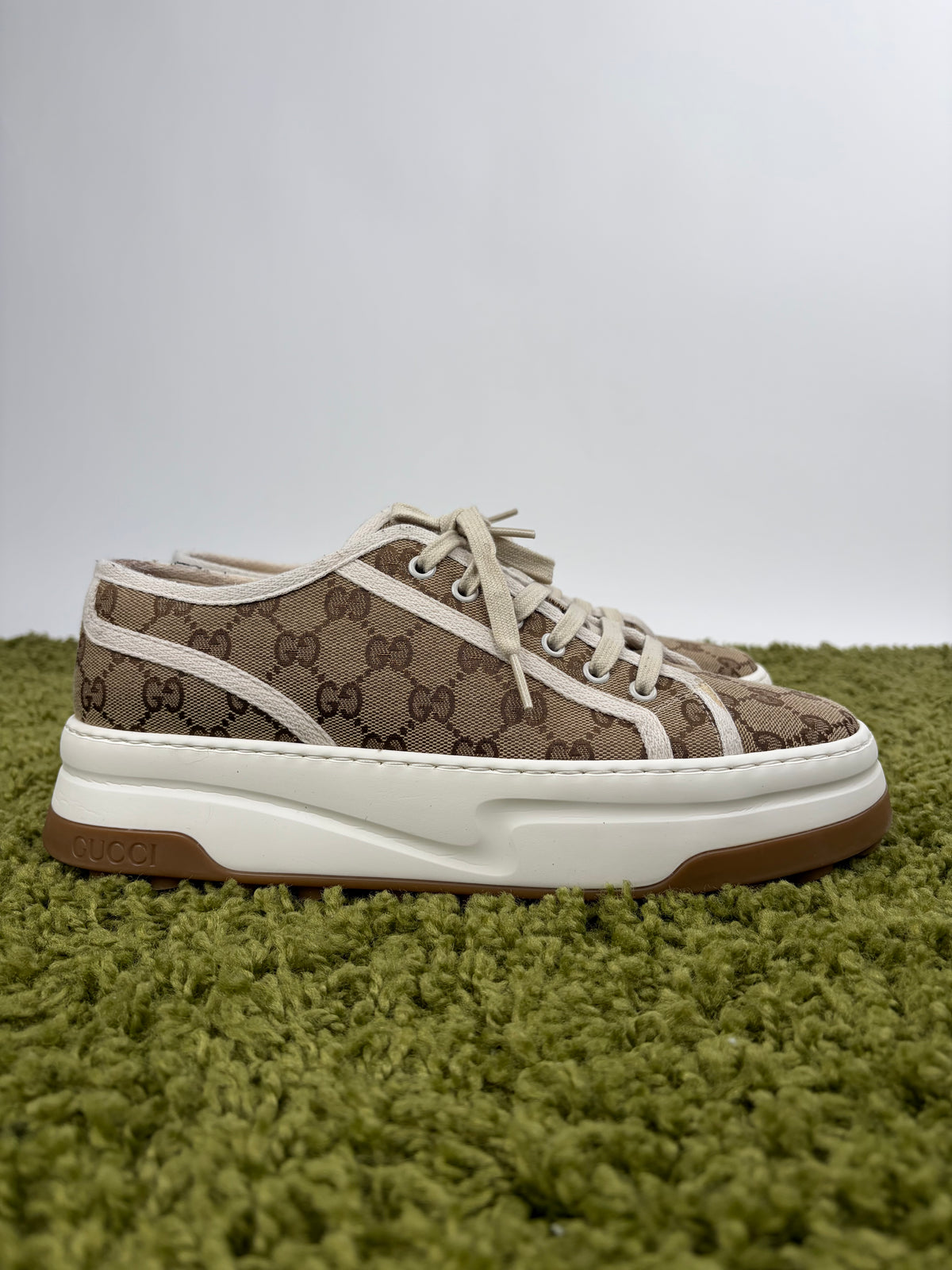 Gucci Tennis Platform Beige 8+