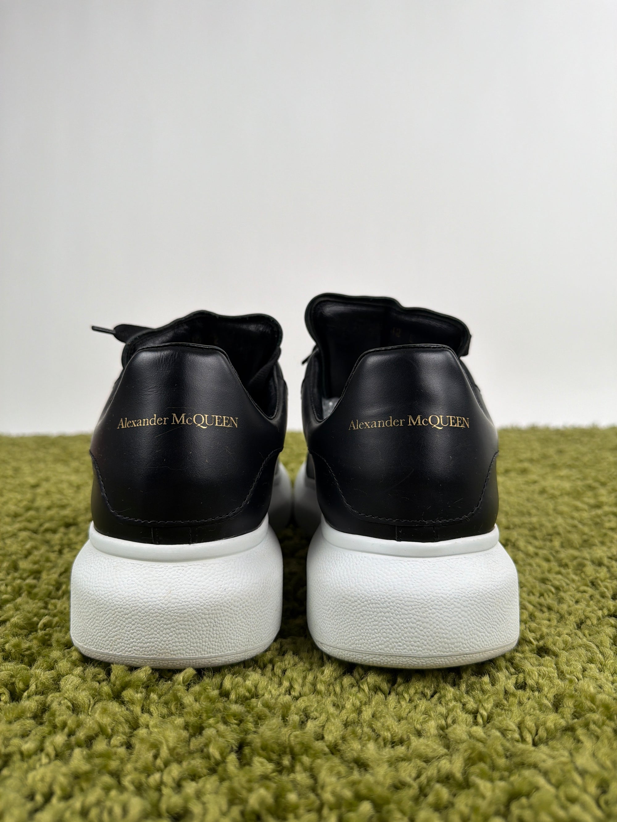 Alexander McQueen 42