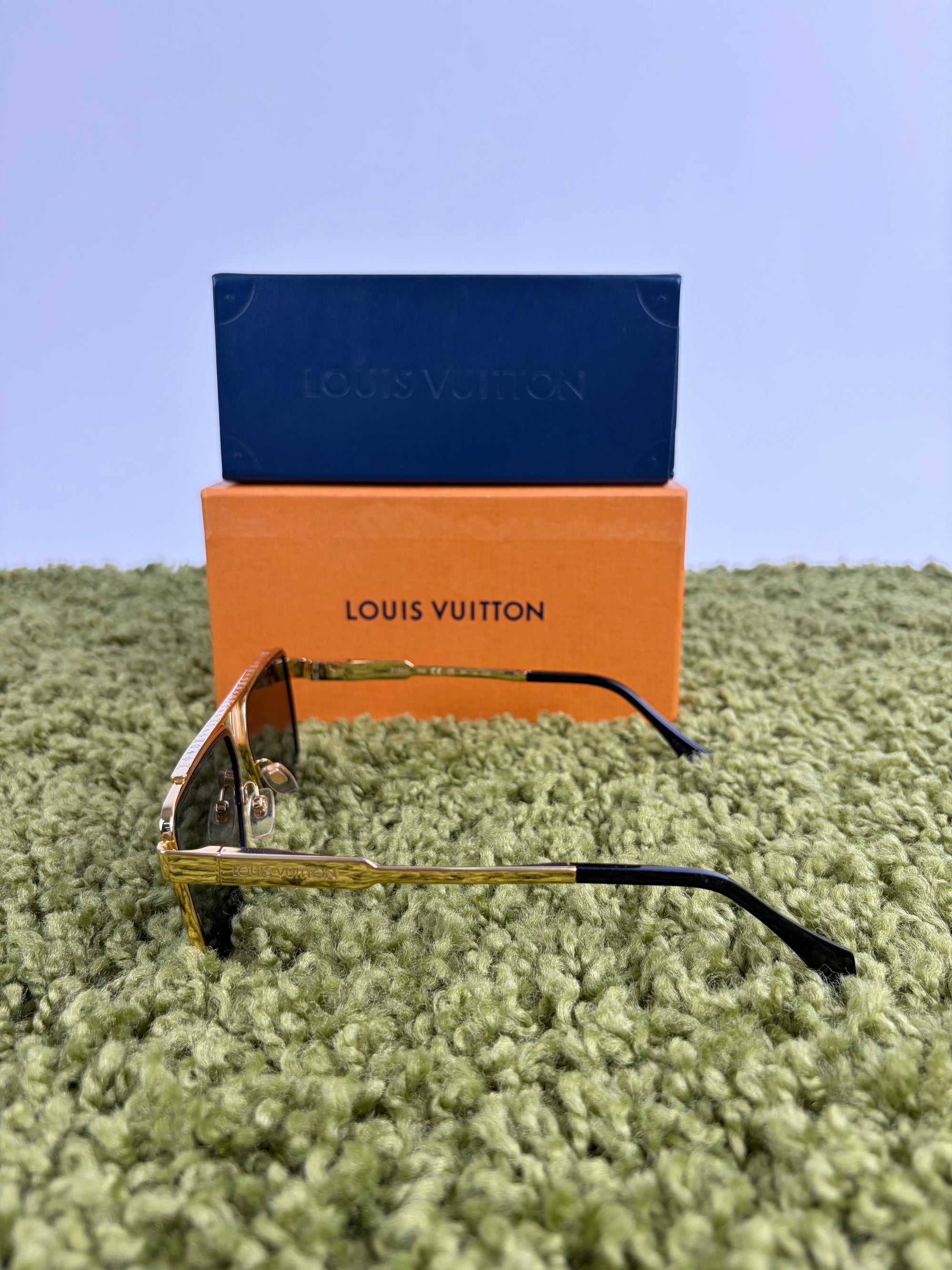 Occhiali Louis Vuitton 1.1 evidence Metal Square neri e oro