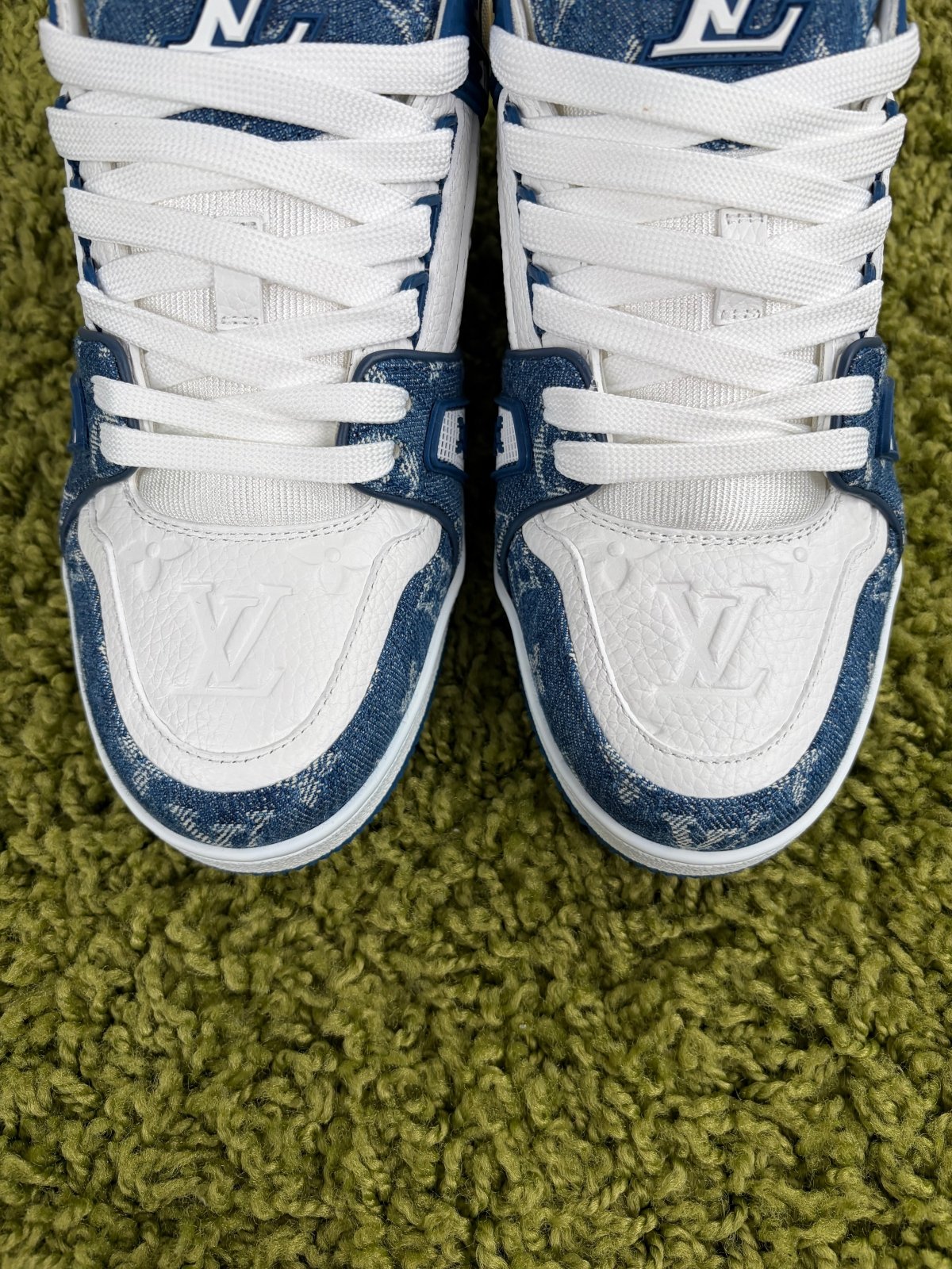 Louis Vuitton Trainer in Denim 6.5 - Second Hand Di Fiore