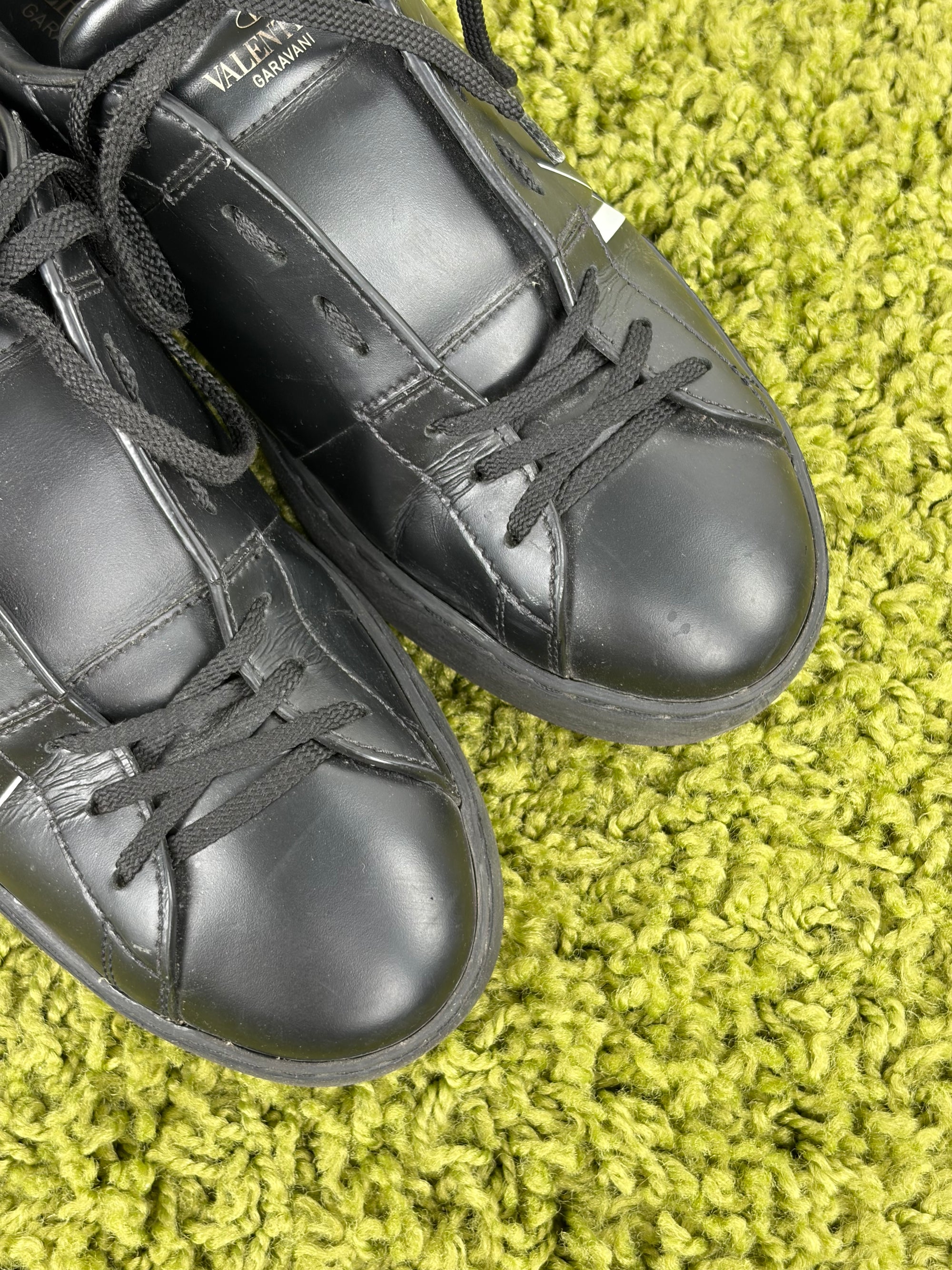 Valentino Rockstud Size 41 nere e bianche