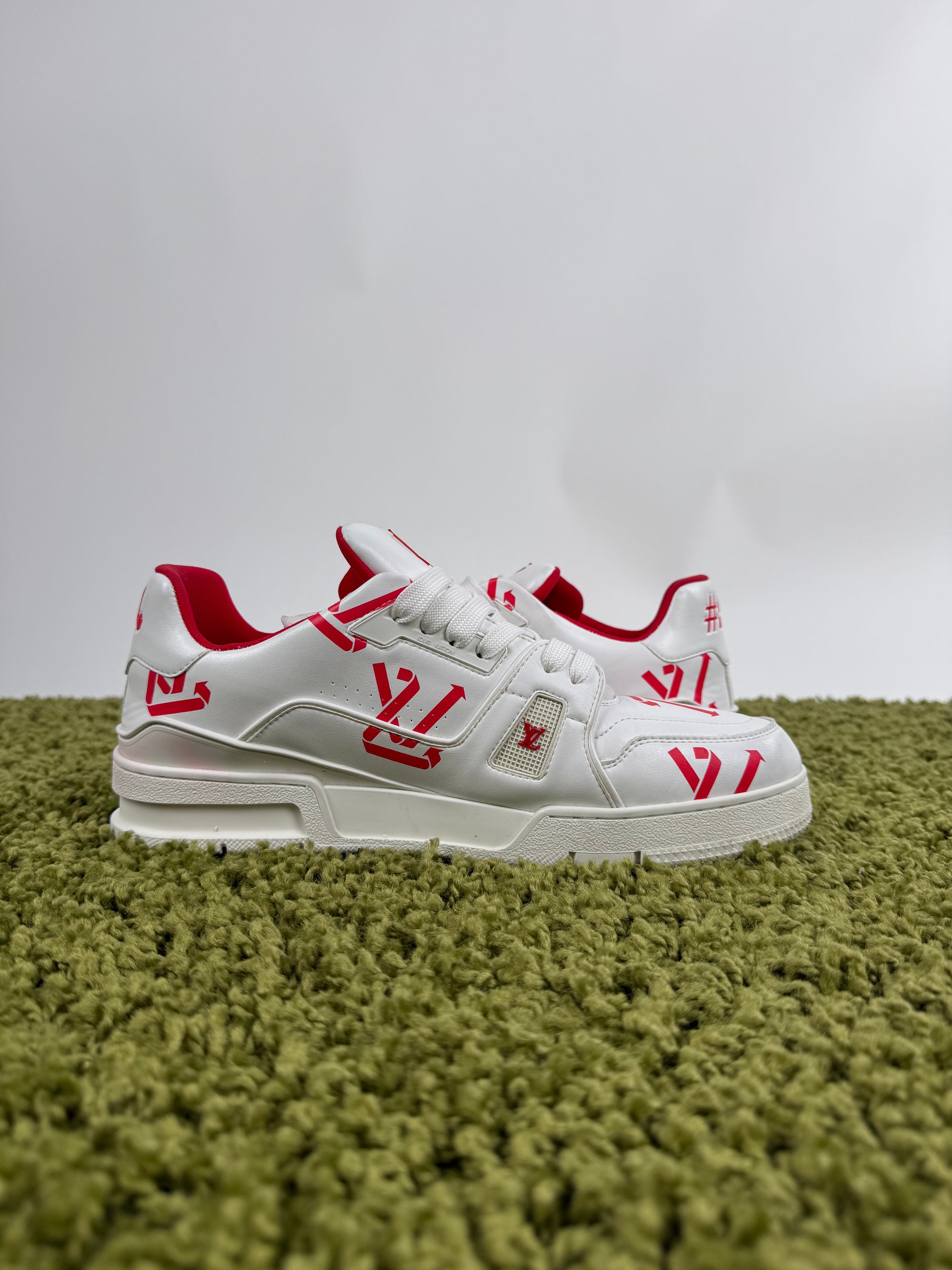 Louis Vuitton Trainer 43.5 veste 44.5