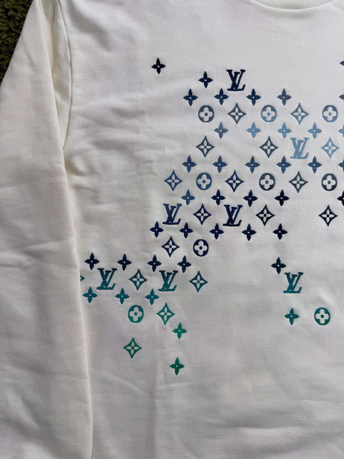 Louis Vuitton Felpa Bianca con Monogram Azzurro XXL