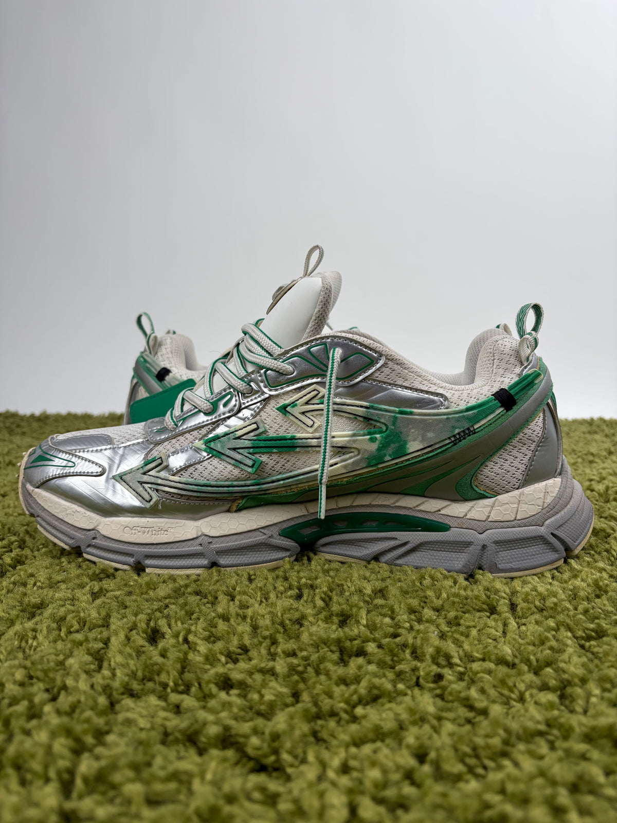 Off-White Verde Multicolor 46