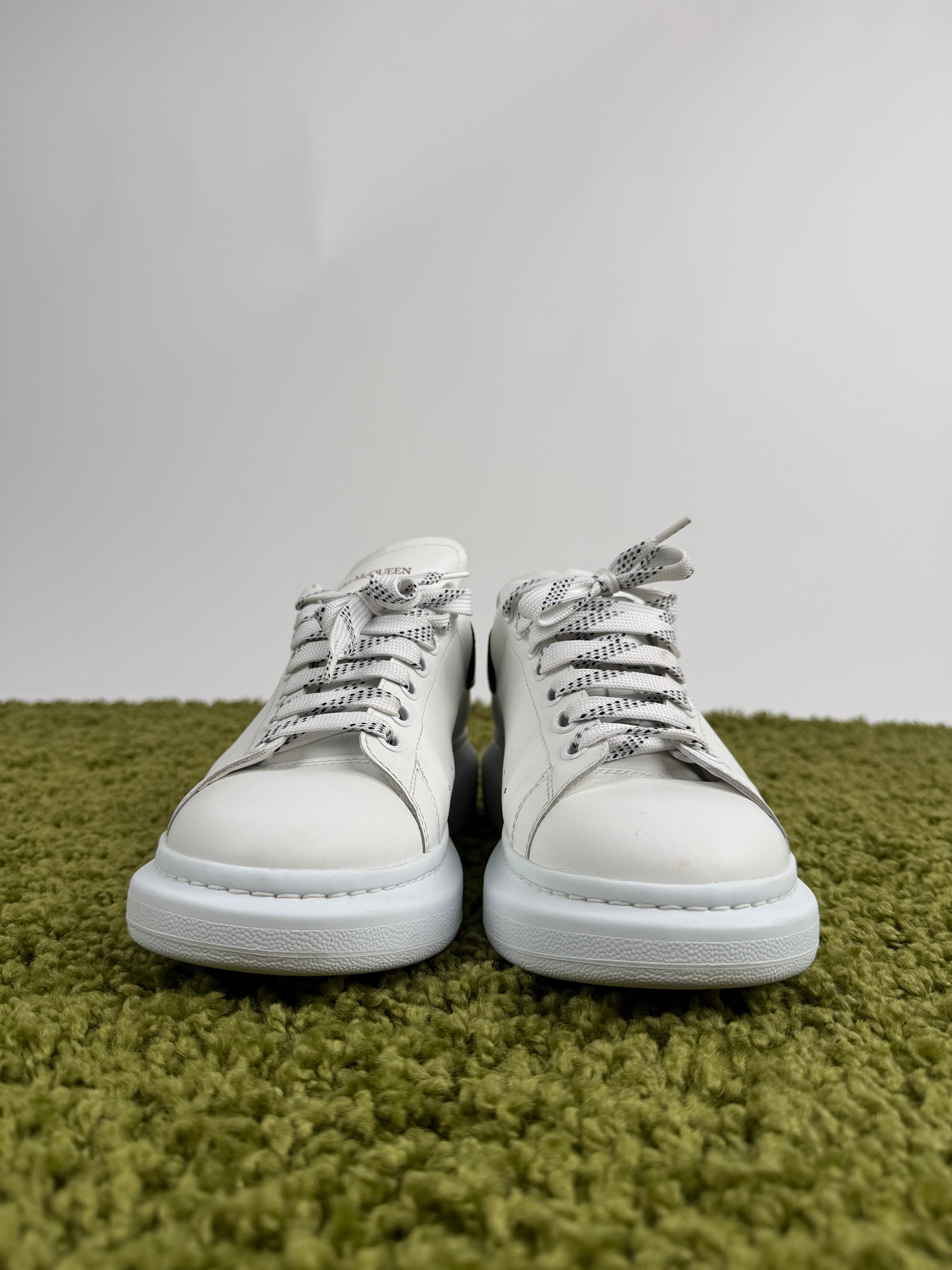 Alexander Mcqueen sneaker 43