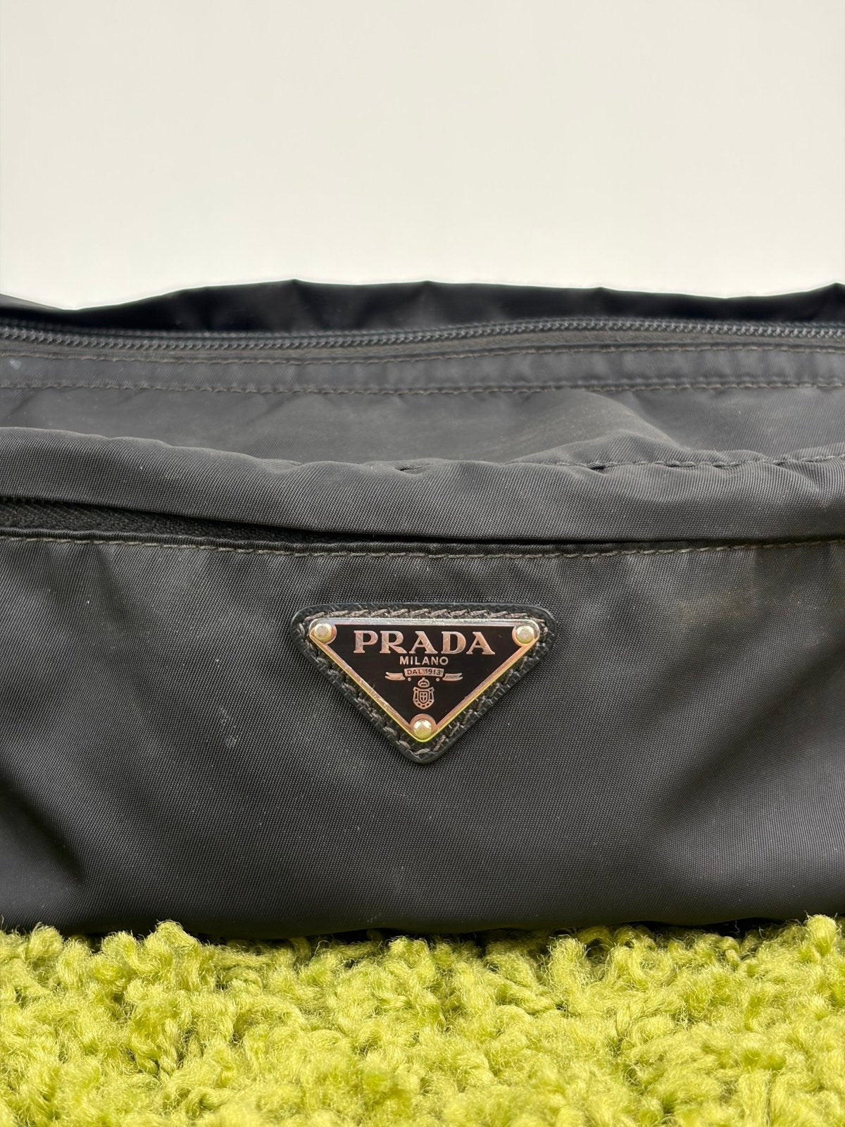 Marsupio Prada In Nylon Nera - Second Hand Di Fiore