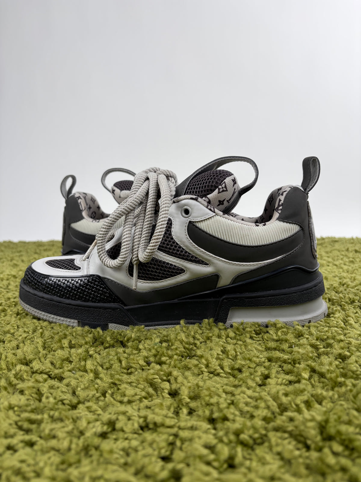 Louis Vuitton Skate Grigio 8.5