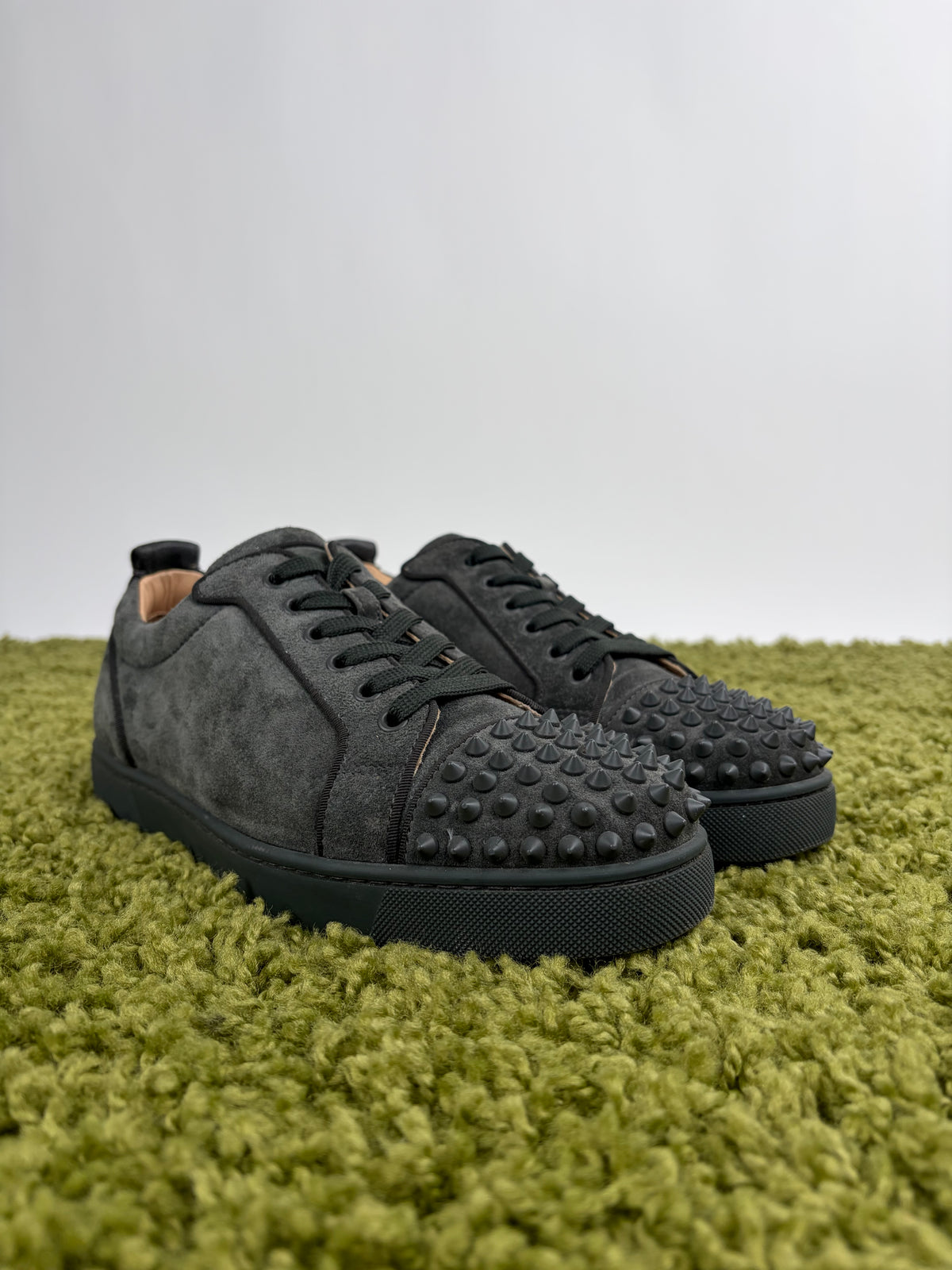 Christian Louboutin Spikes Low Verde 41