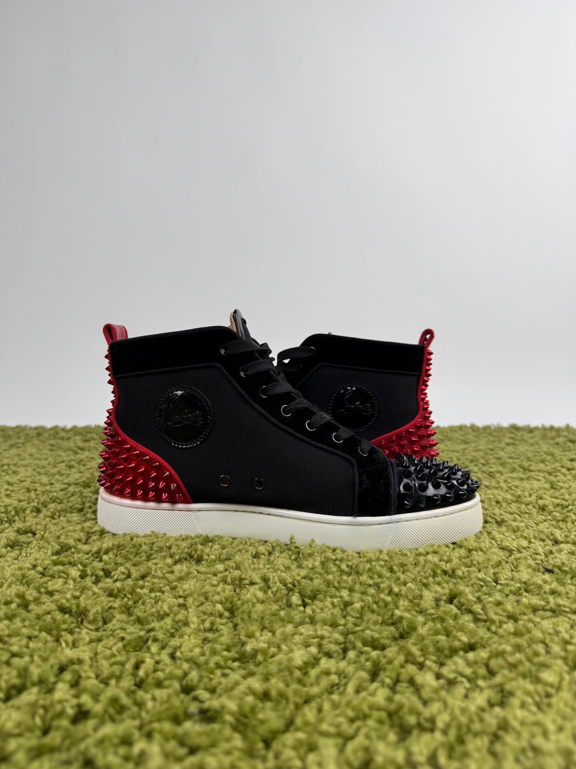 Christian Louboutin Spikes 42
