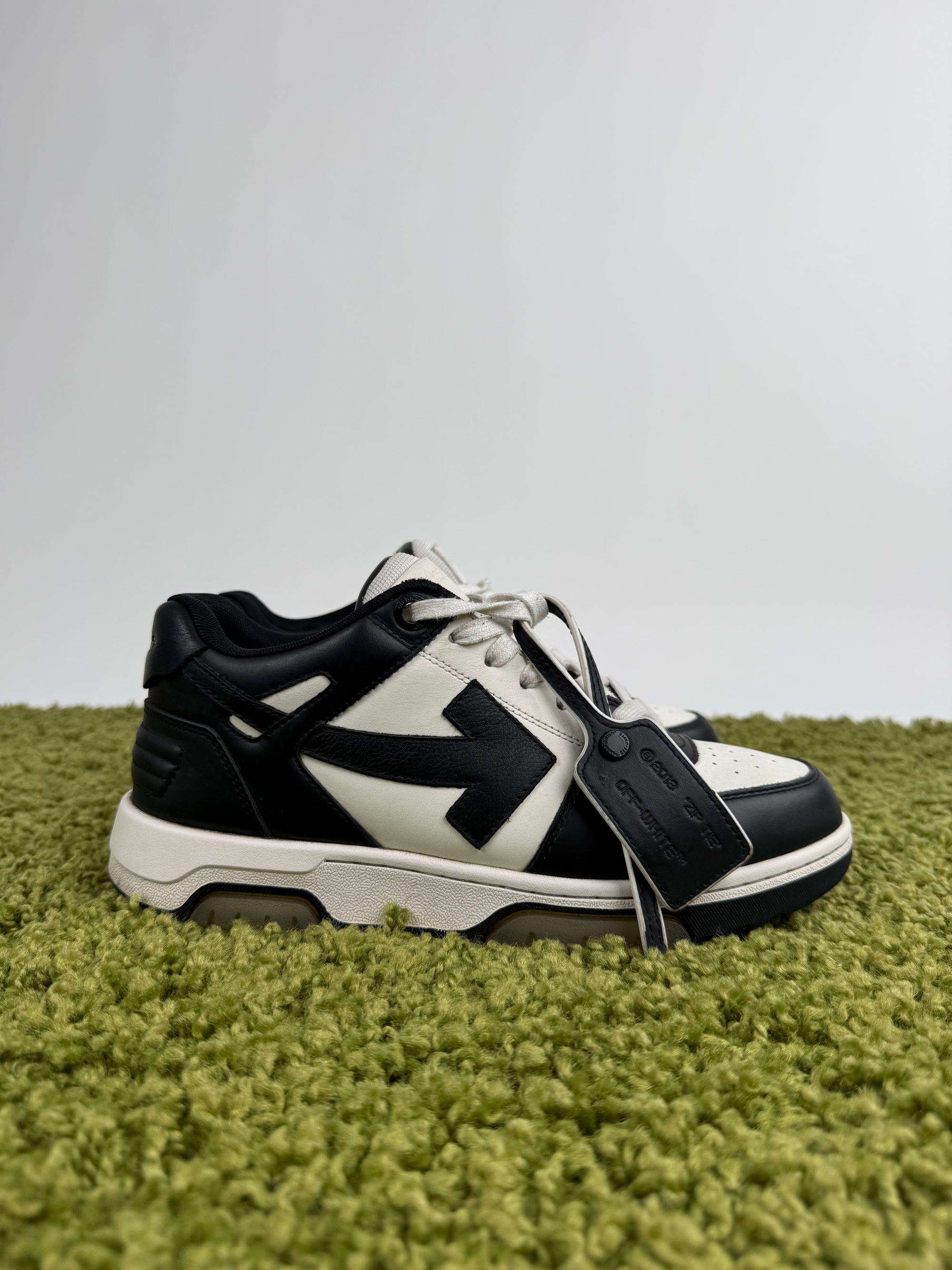 Off White Out Of Office Nera 41