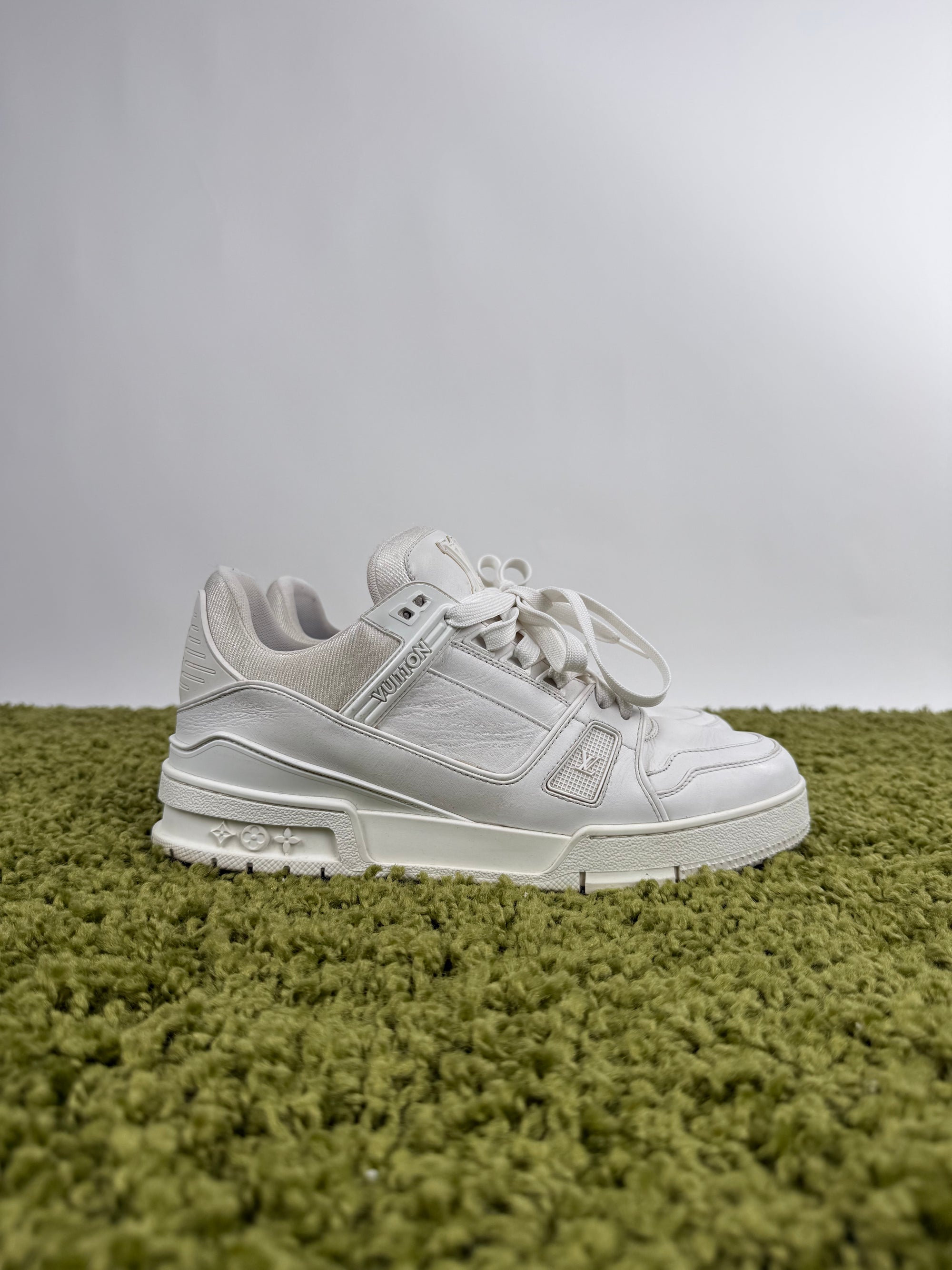 Louis Vuitton Trainer 41 veste 42