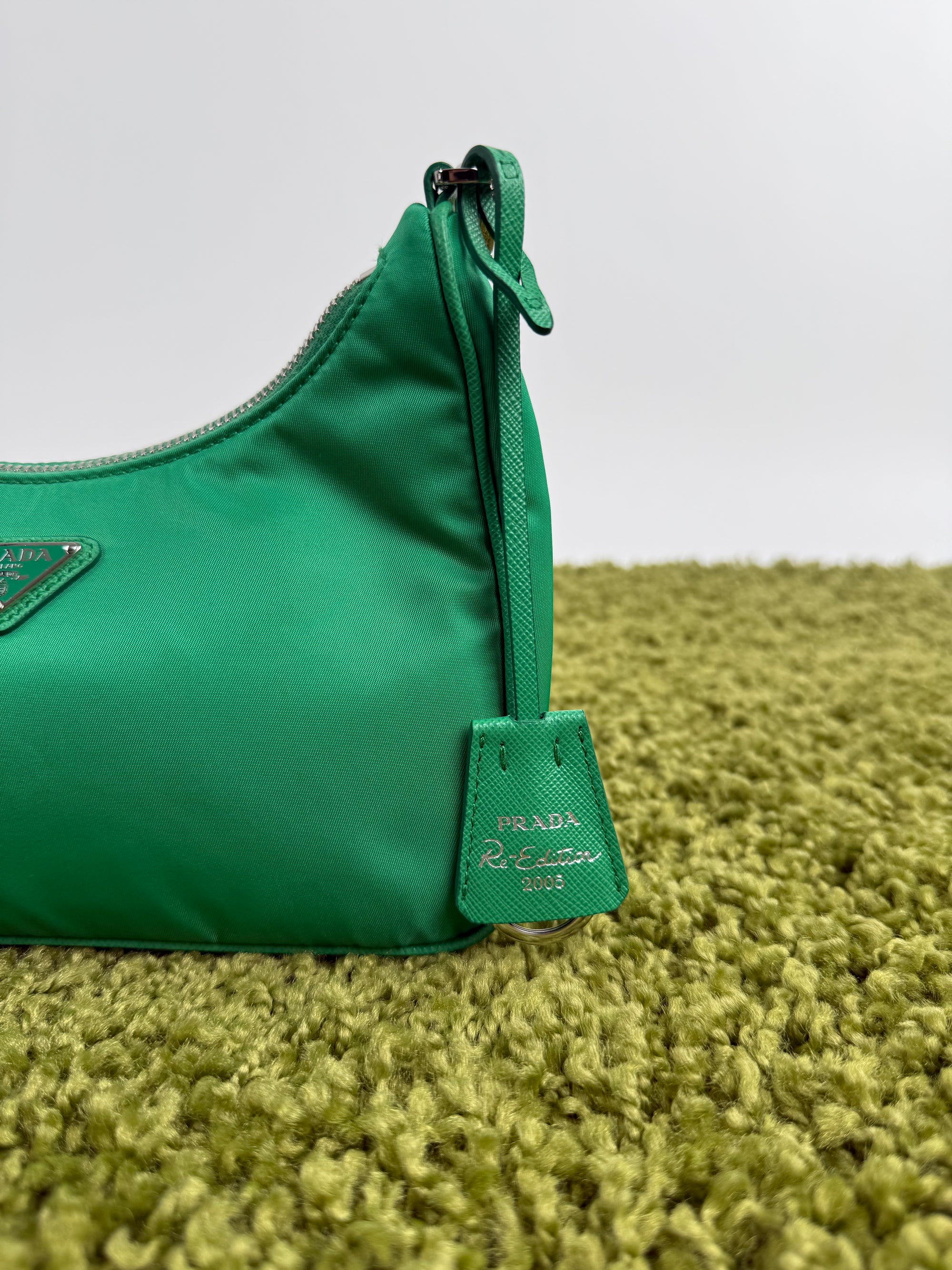 Borsa Prada Re-Edition 2005