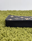 Pochette Louis Vuitton nera