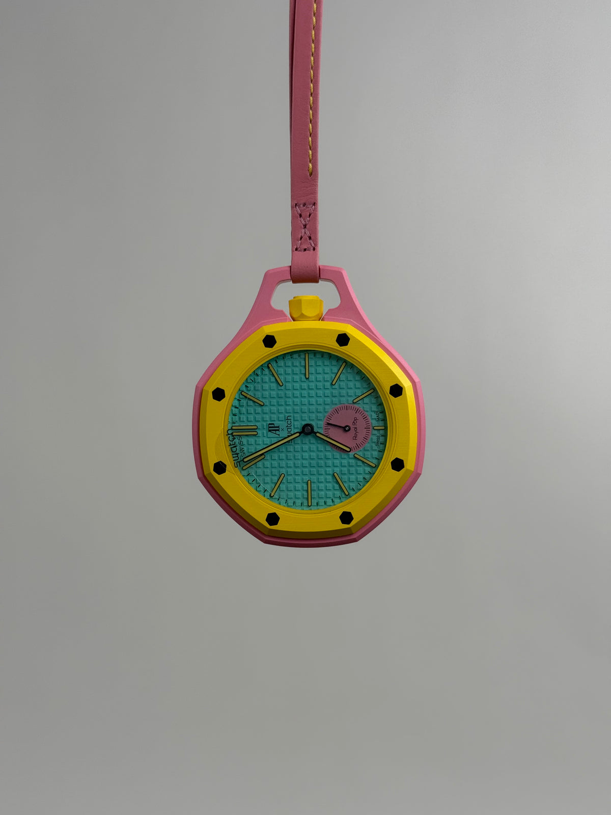 Audemars Piguet x Swatch della collezione Bioceramic Royal Pop