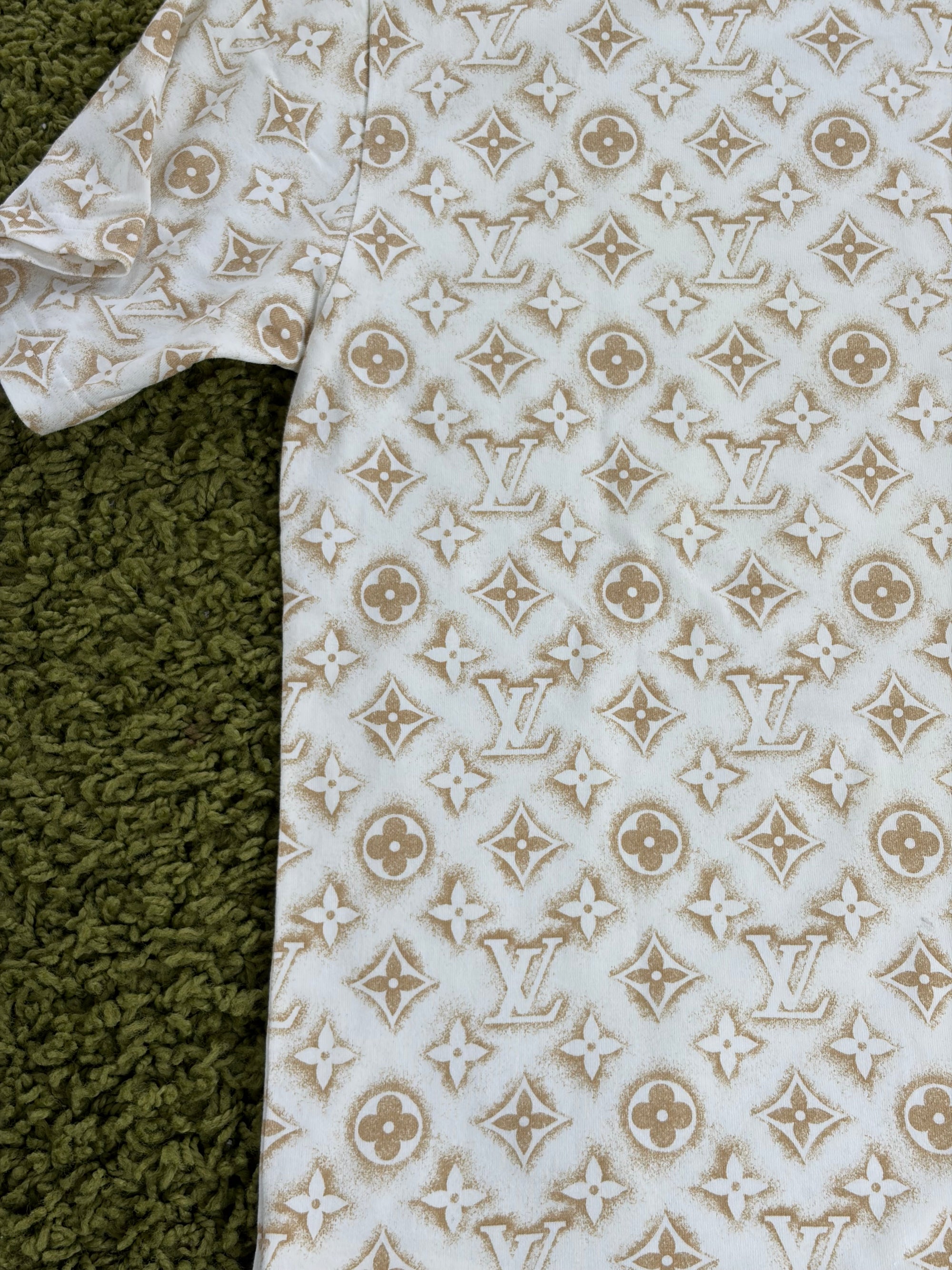 T shirt Louis Vuitton Size L bianca e oro