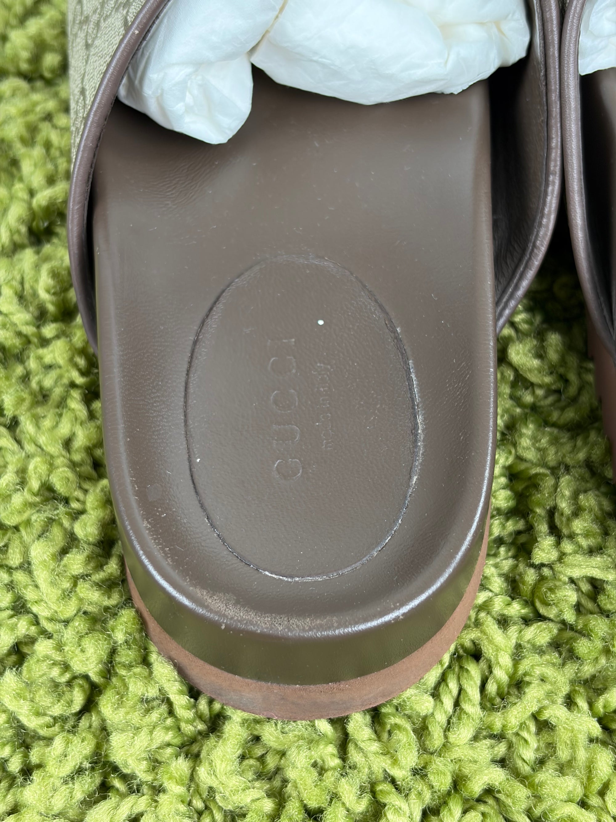 Sandali Gucci Size 37.5 beige e marroni