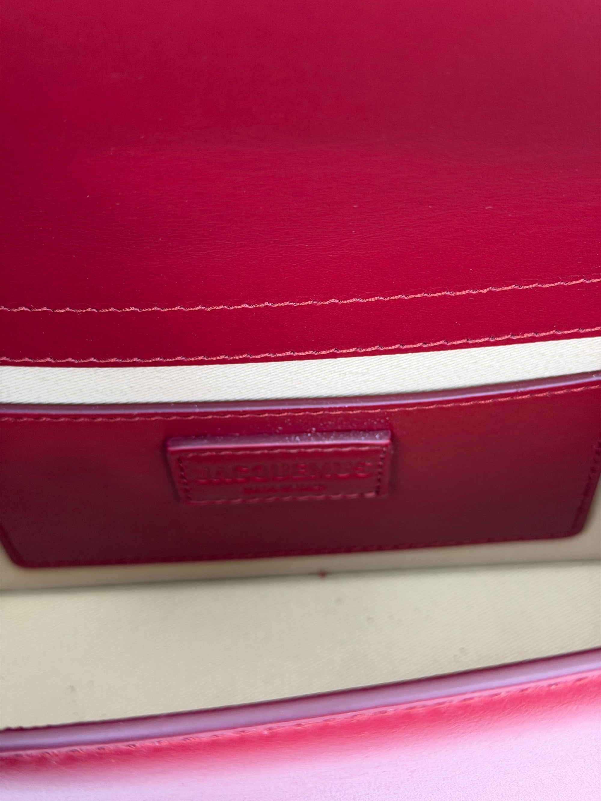 Jacquemus grande bambino Bordeaux