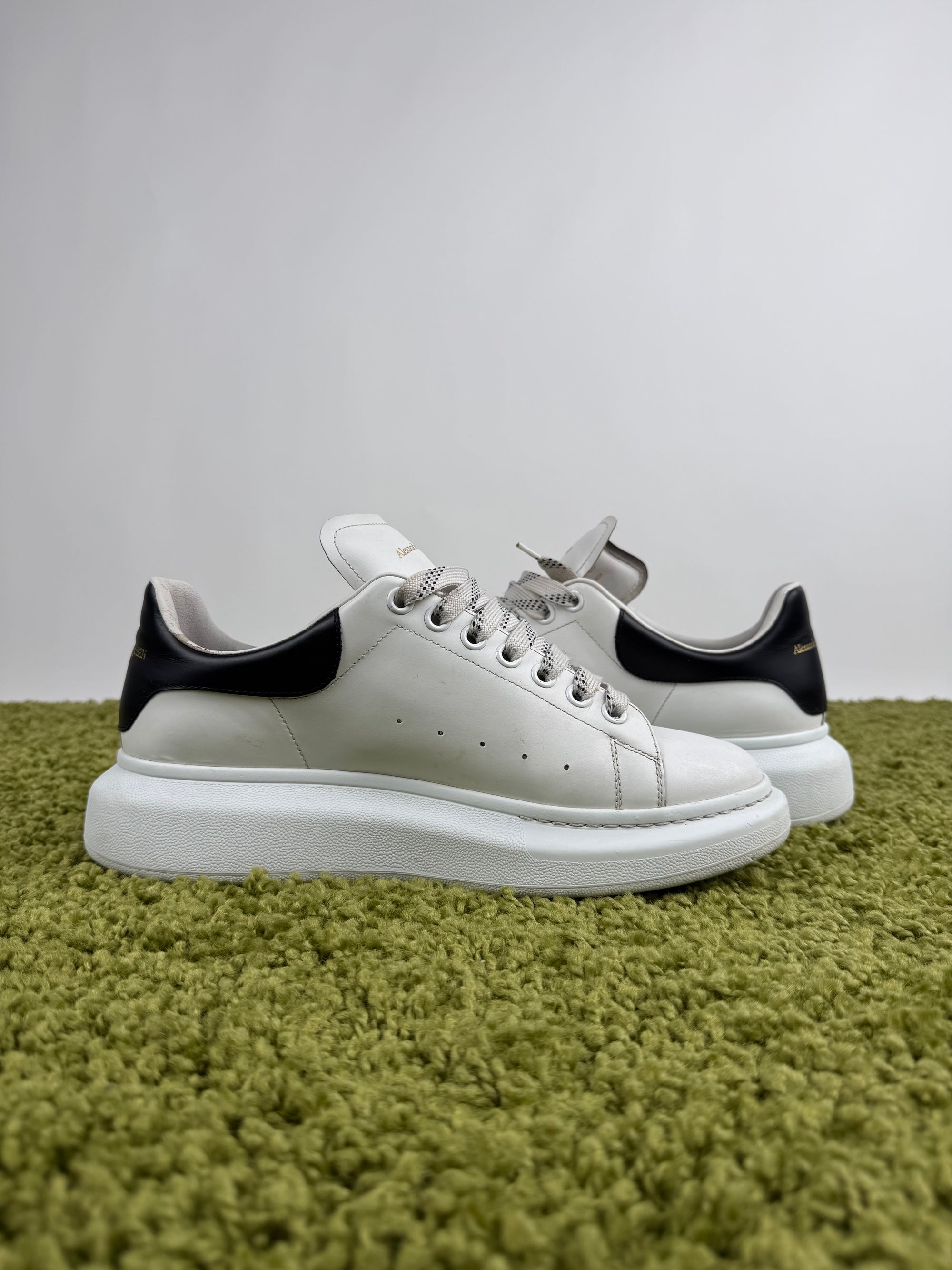 Alexander Mcqueen Sneaker 43