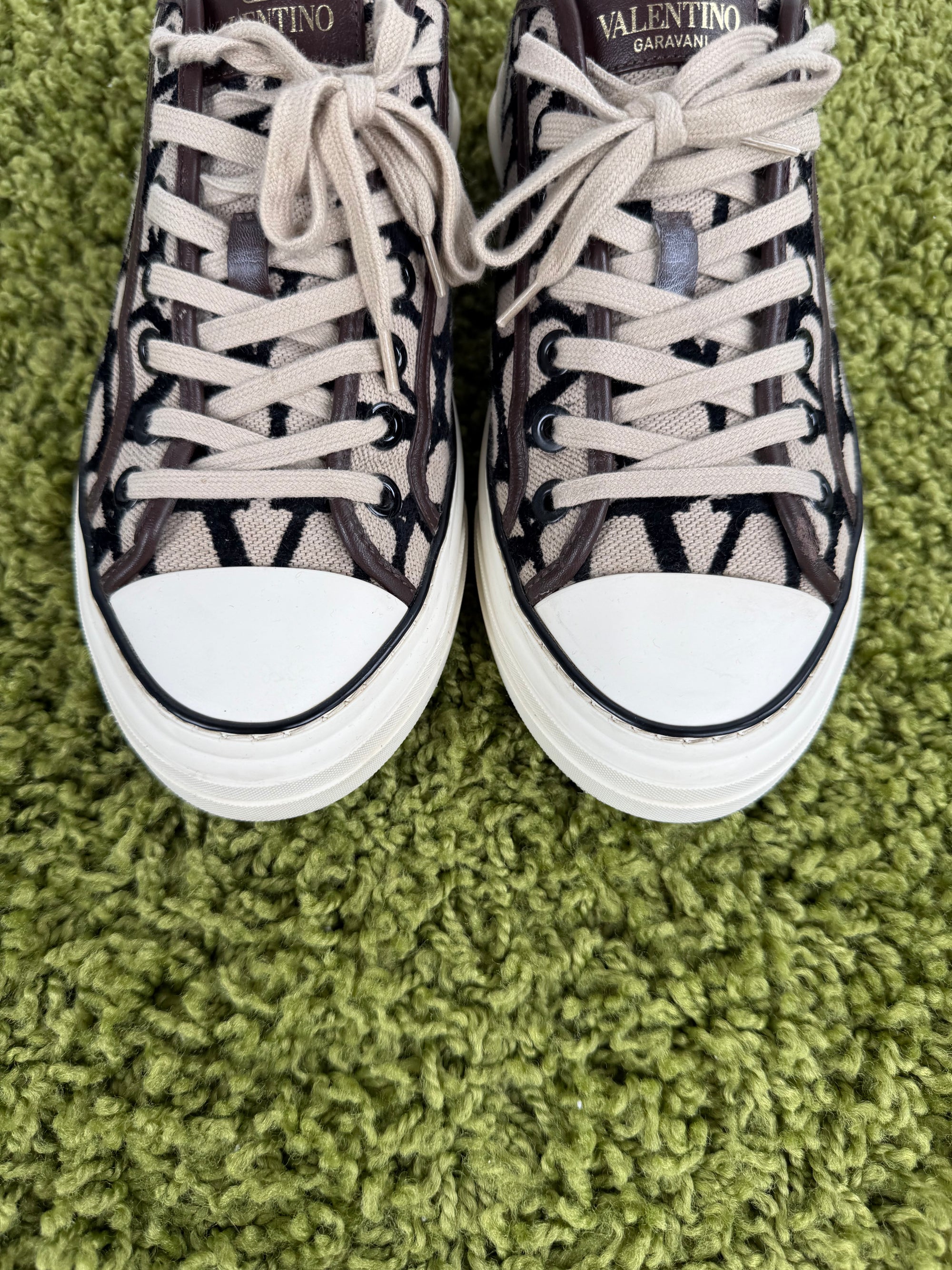 Valentino Totaloop Garavani Marrone 40