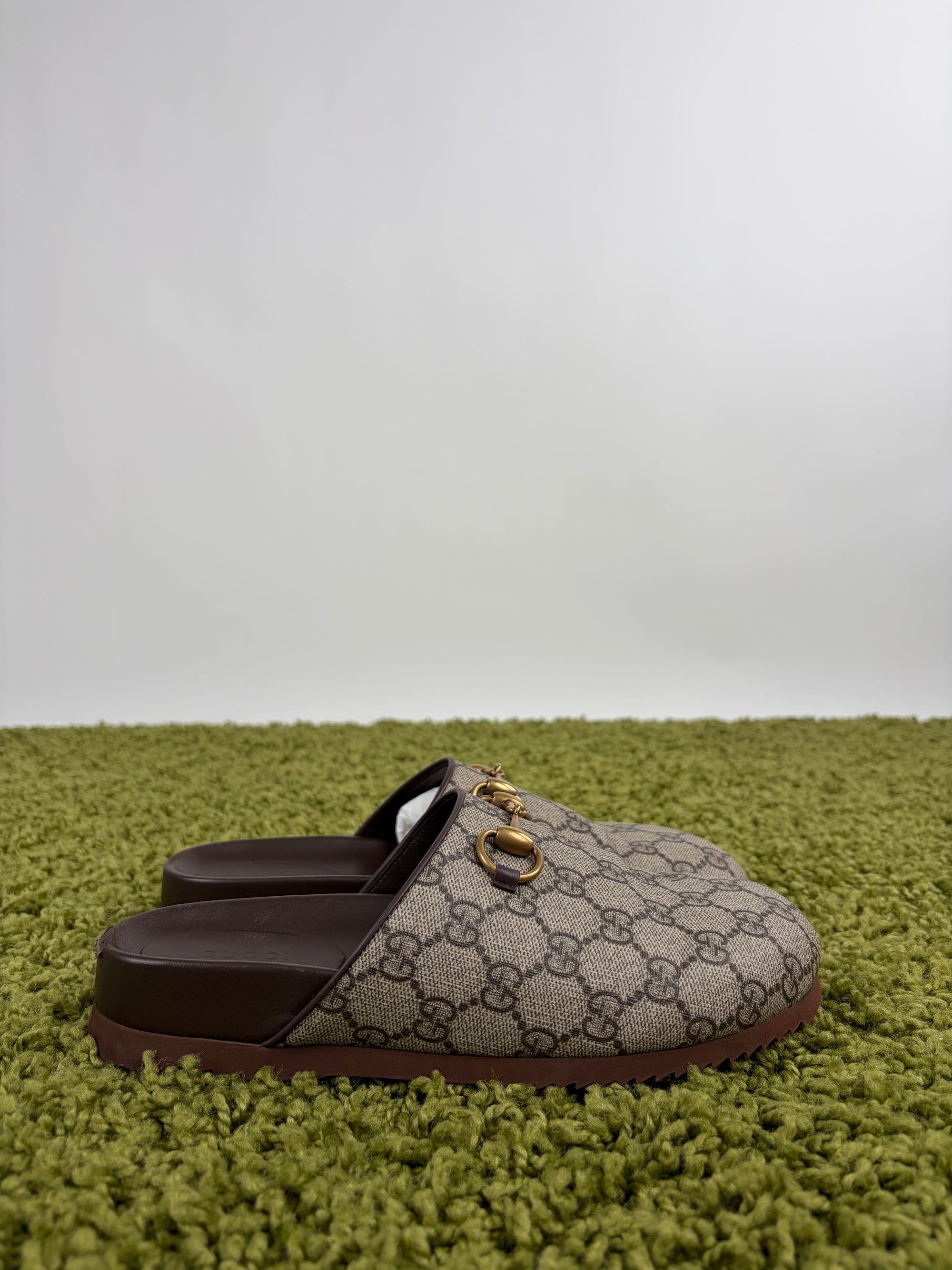 Sandali Gucci Size 37.5 beige e marroni
