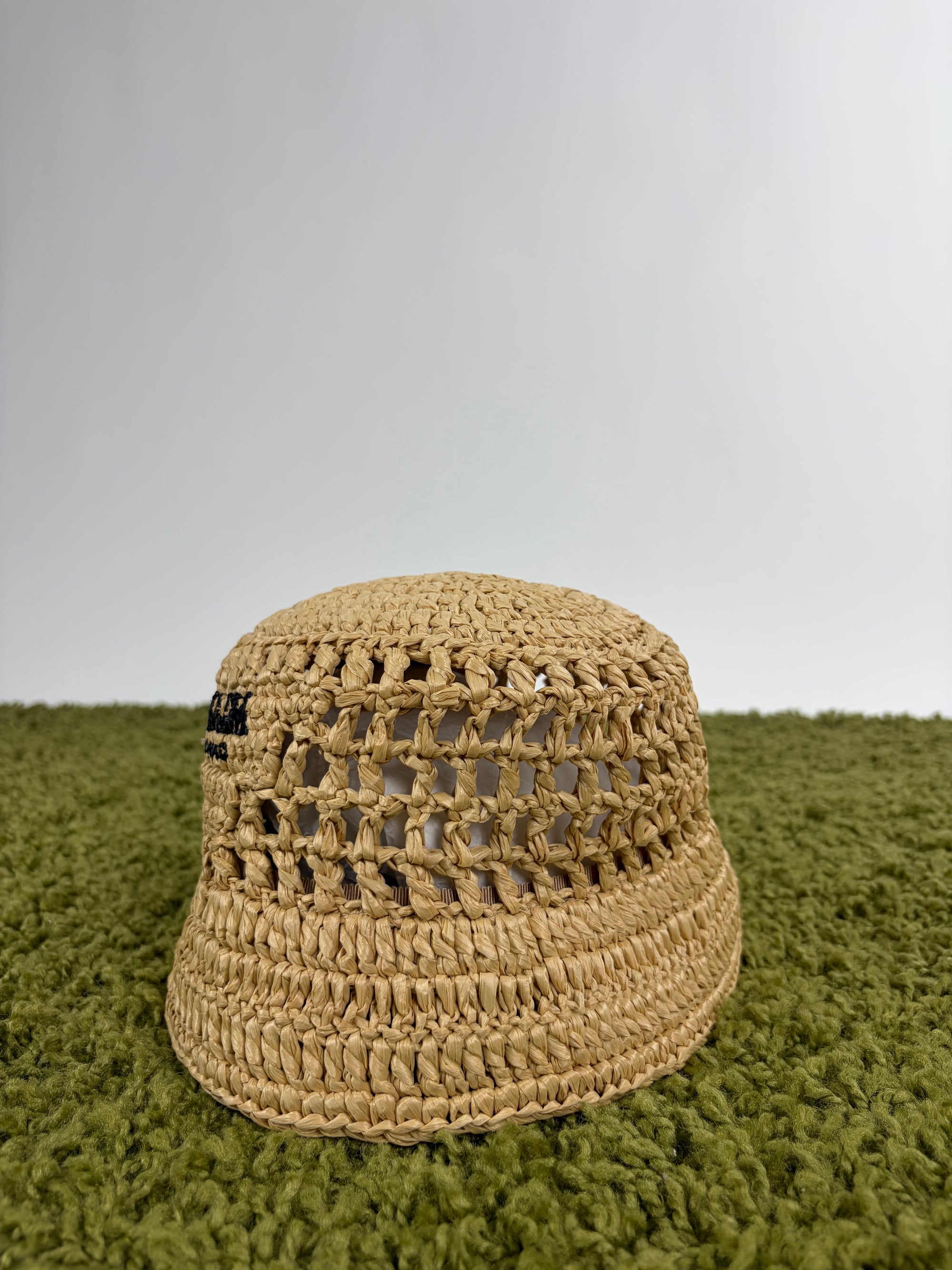 Cappello Prada beige
