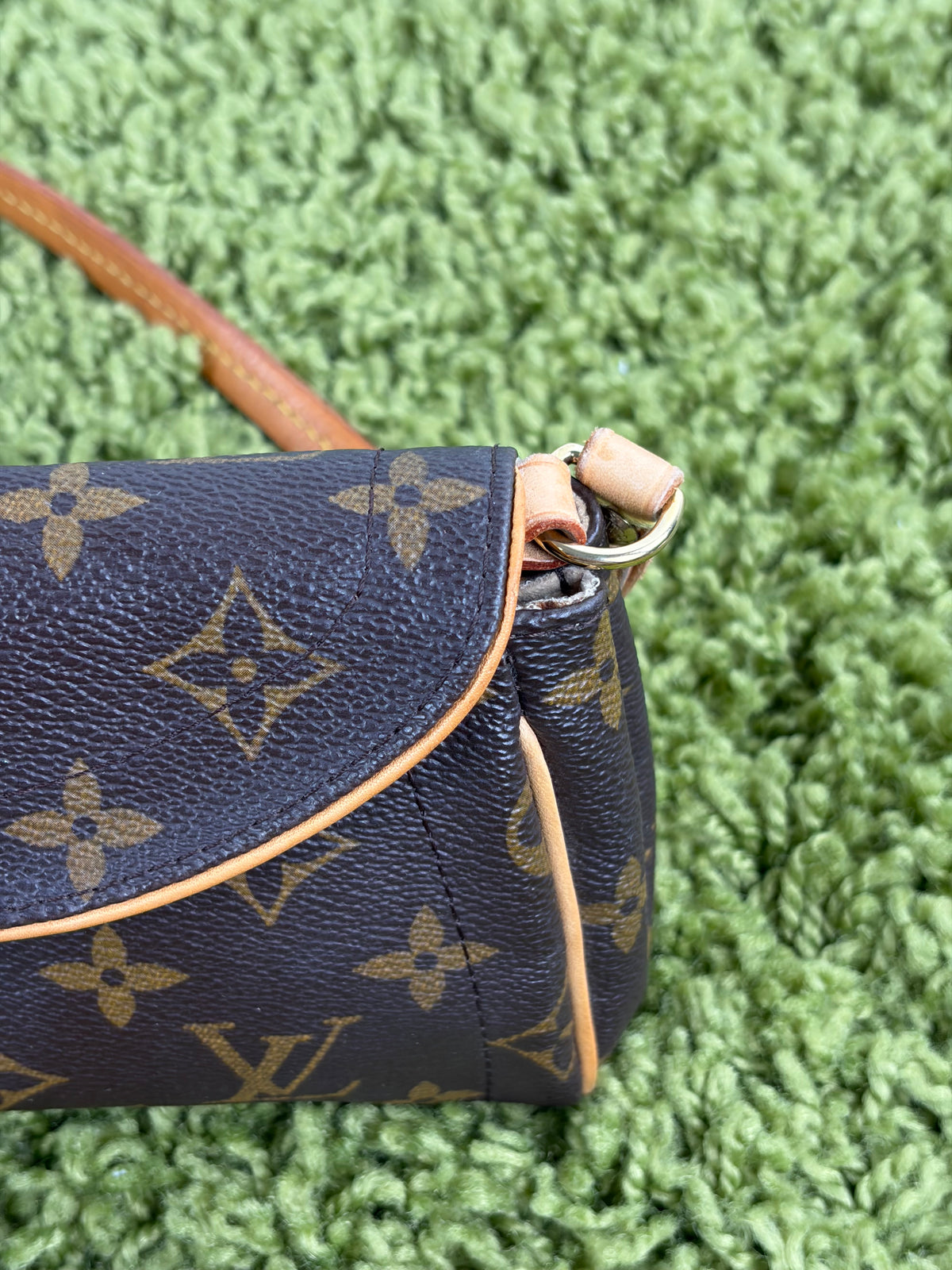 Borsa Louis Vuitton Monogram Beverly Marrone